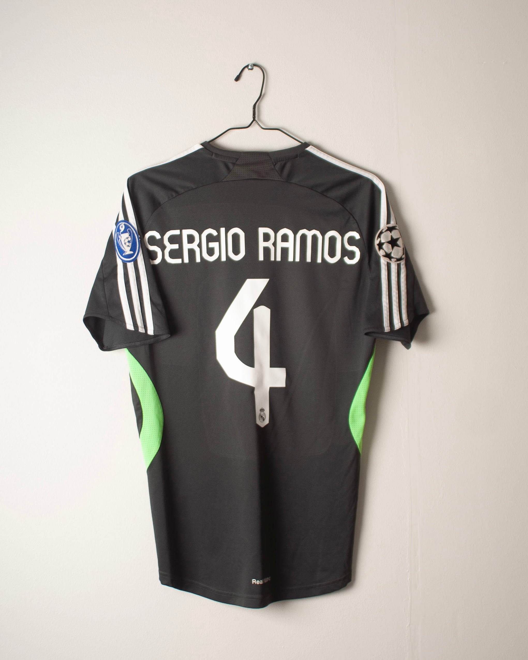 Adidas - Real Madrid 2007/08 Third Football Shirt 'SERGIO RAMOS'