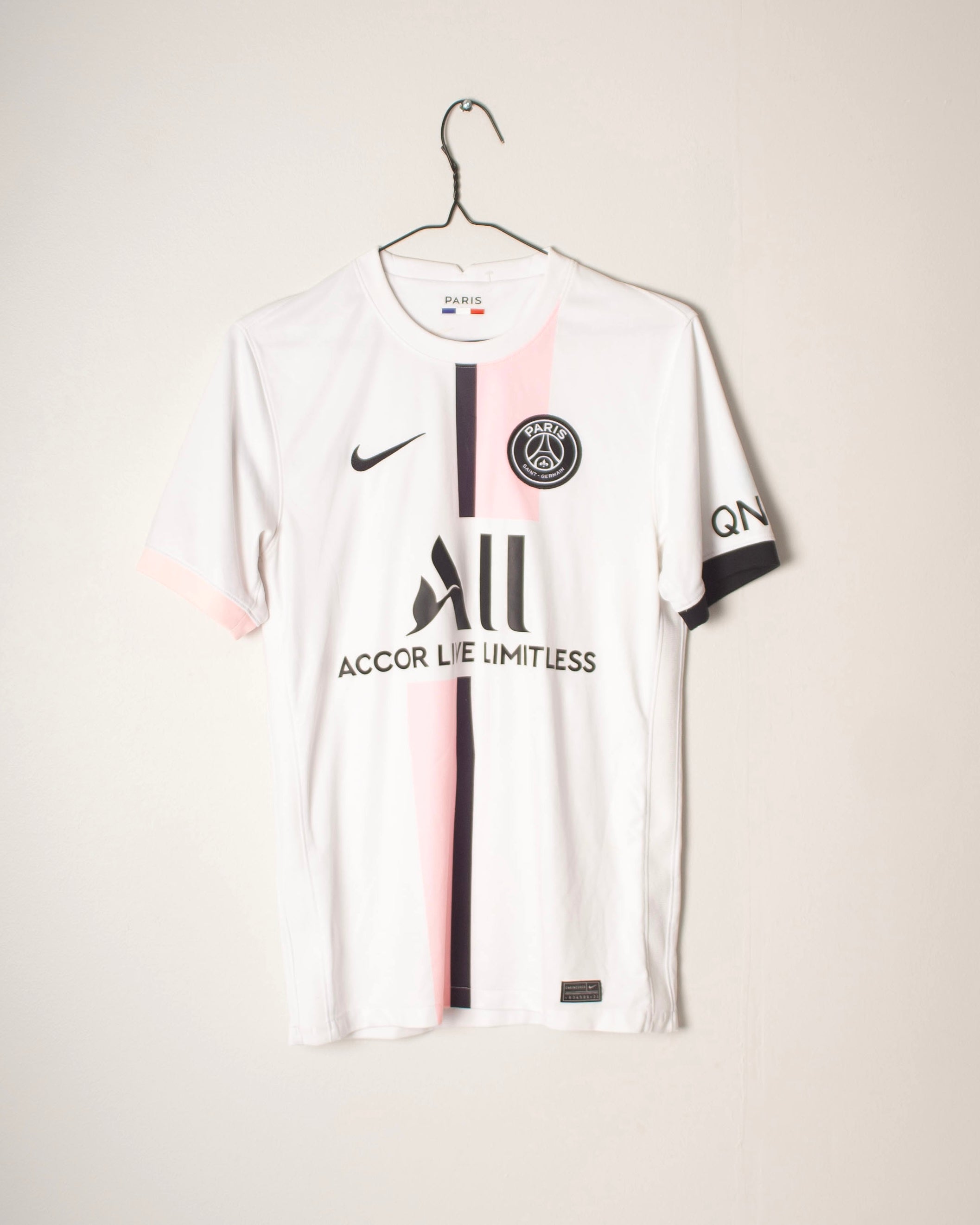 Nike - Paris Saint-Germain 2021/22 Away Football Shirt 'NEYMAR JR'