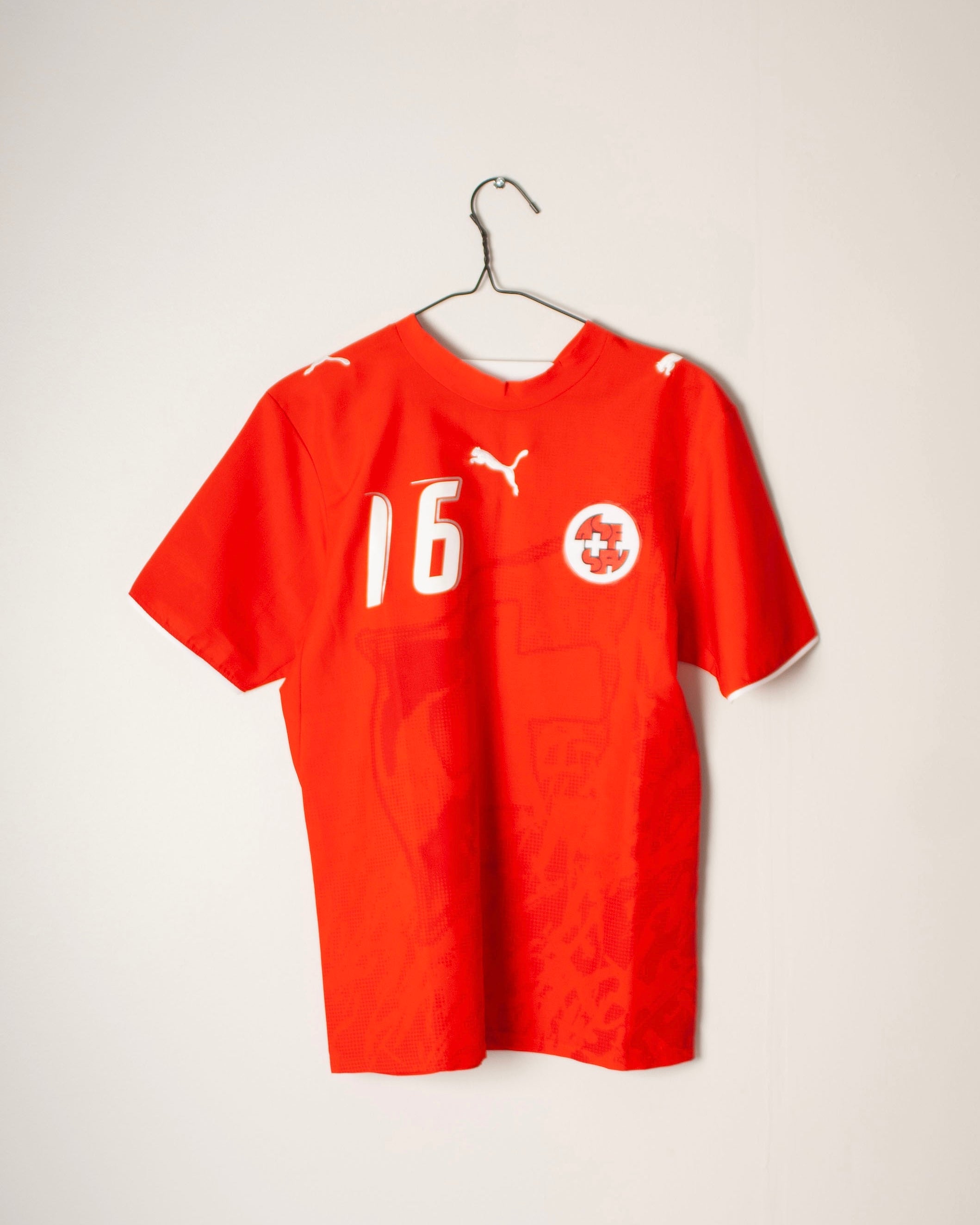 Puma - Switzerland 2006 Home Football Shirt 'BARNETTA'