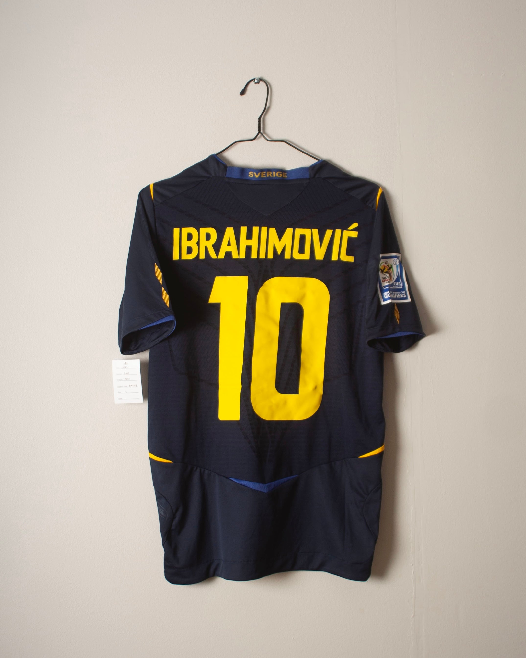 Adidas - Sweden 2008 Away Football Shirt 'IBRAHIMOVIC'
