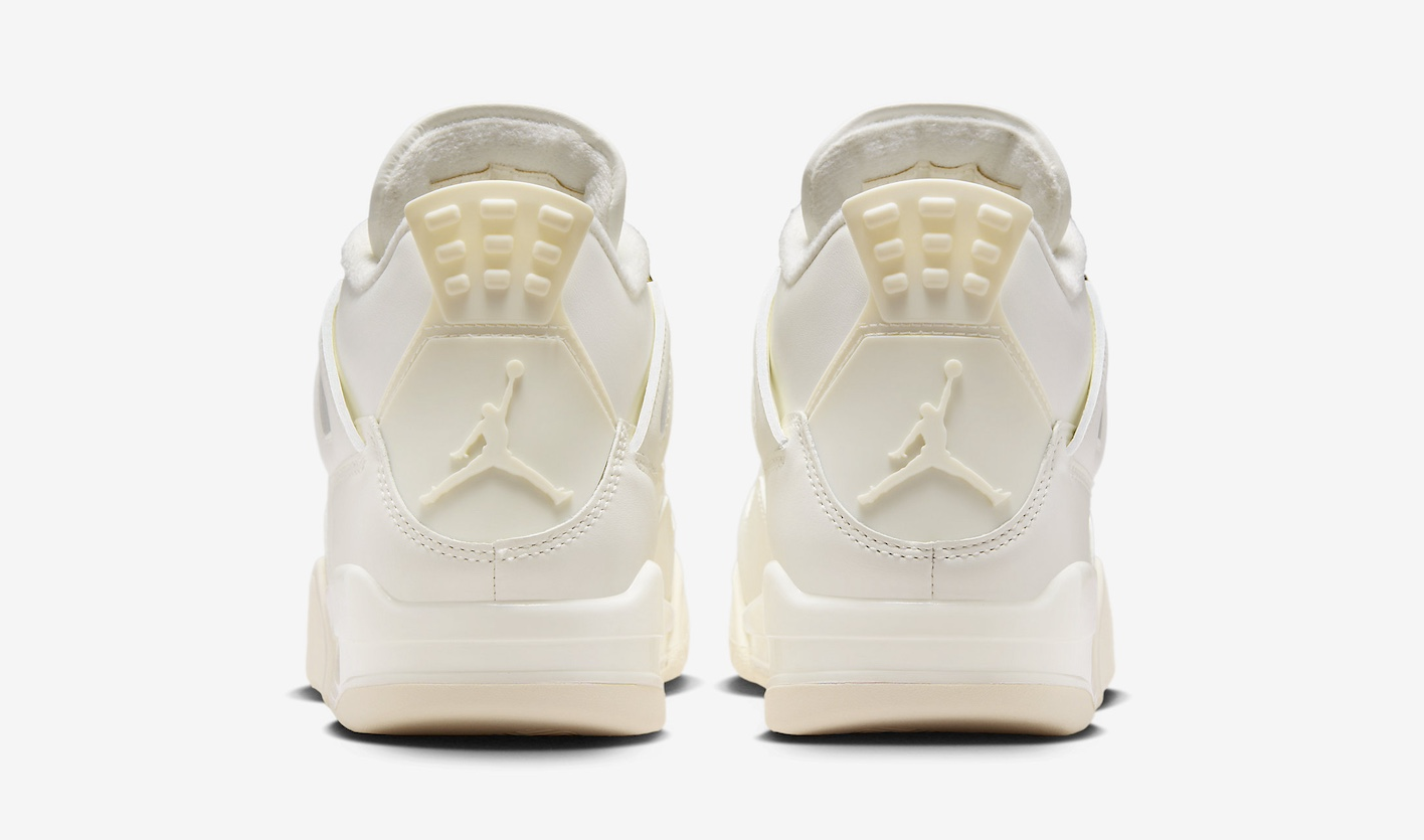 Air Jordan 4 'Metallic Gold'