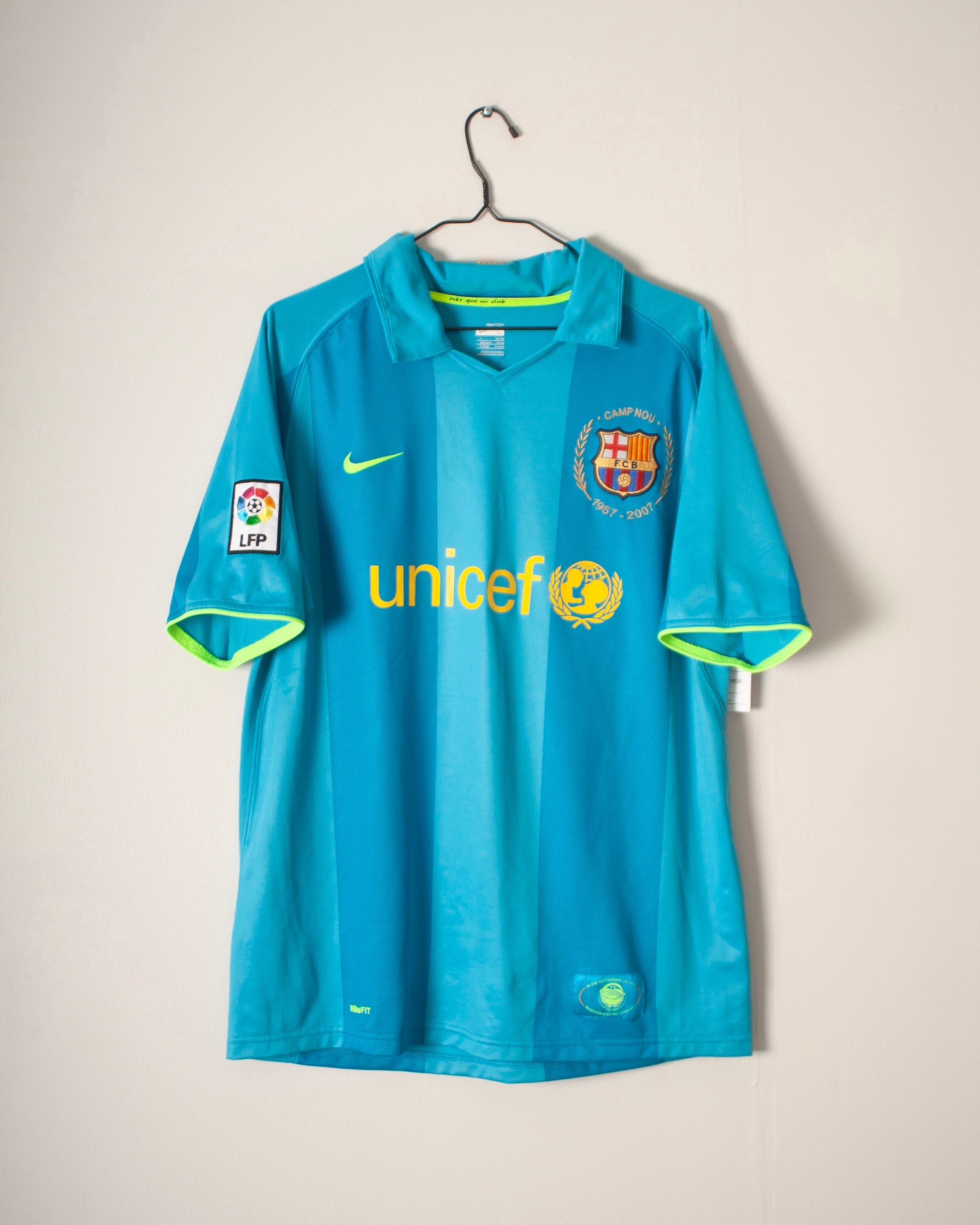 Nike - FC Barcelona 2007/08 Away Football Shirt 'RONALDINHO'