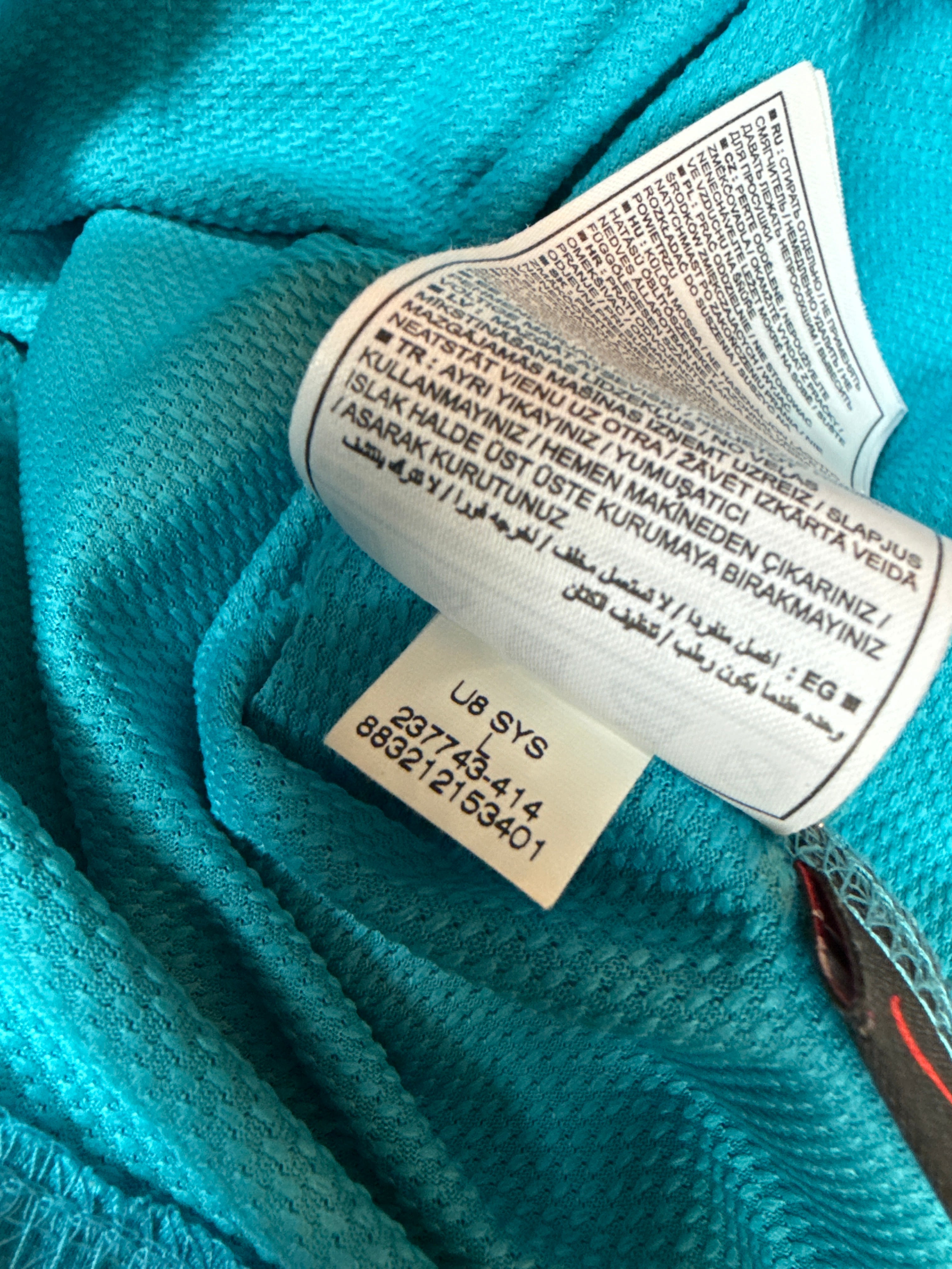 Nike - FC Barcelona 2007/08 Away Football Shirt 'RONALDINHO'