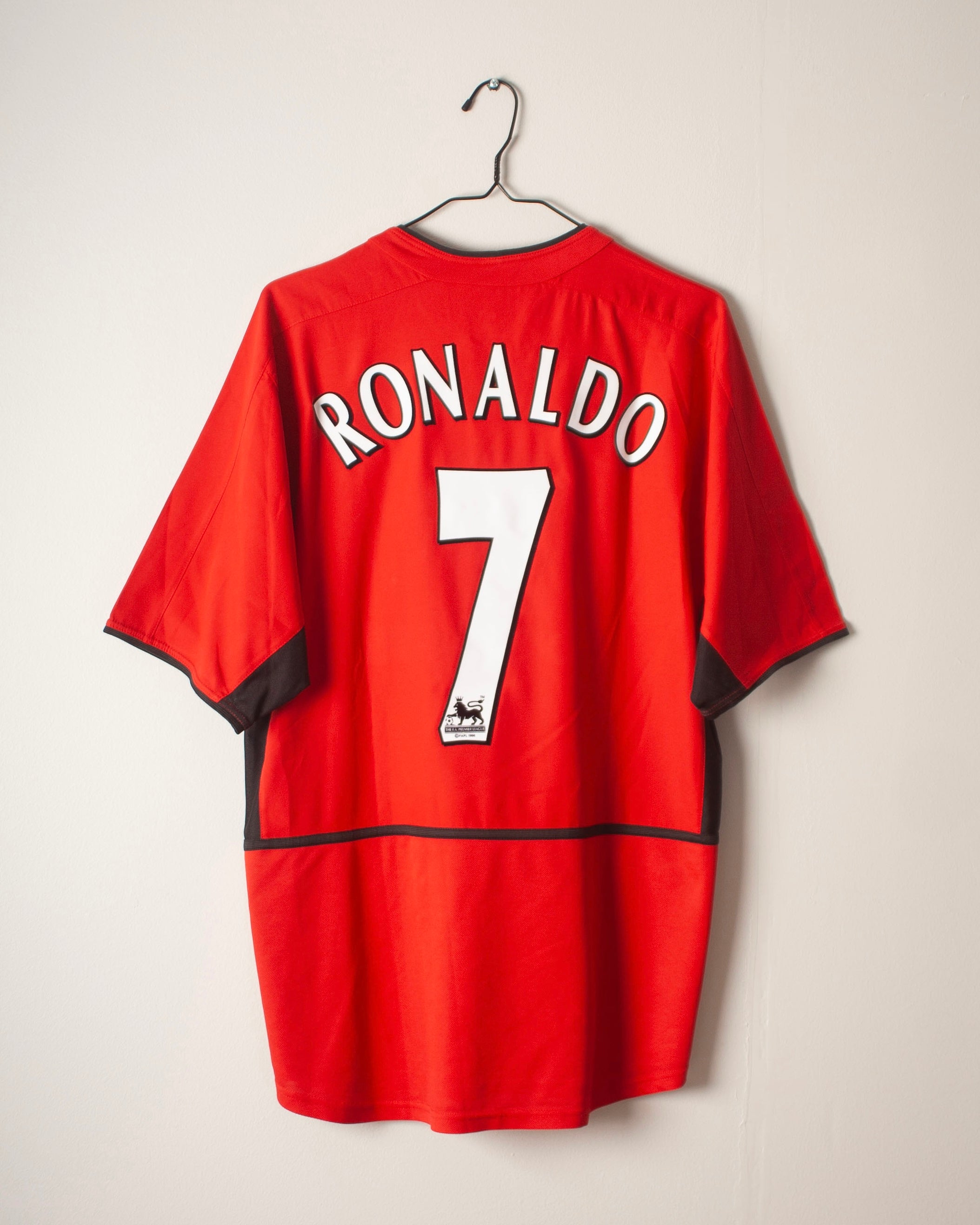 Nike - Manchester United 2002/04 Home Football Shirt 'RONALDO'