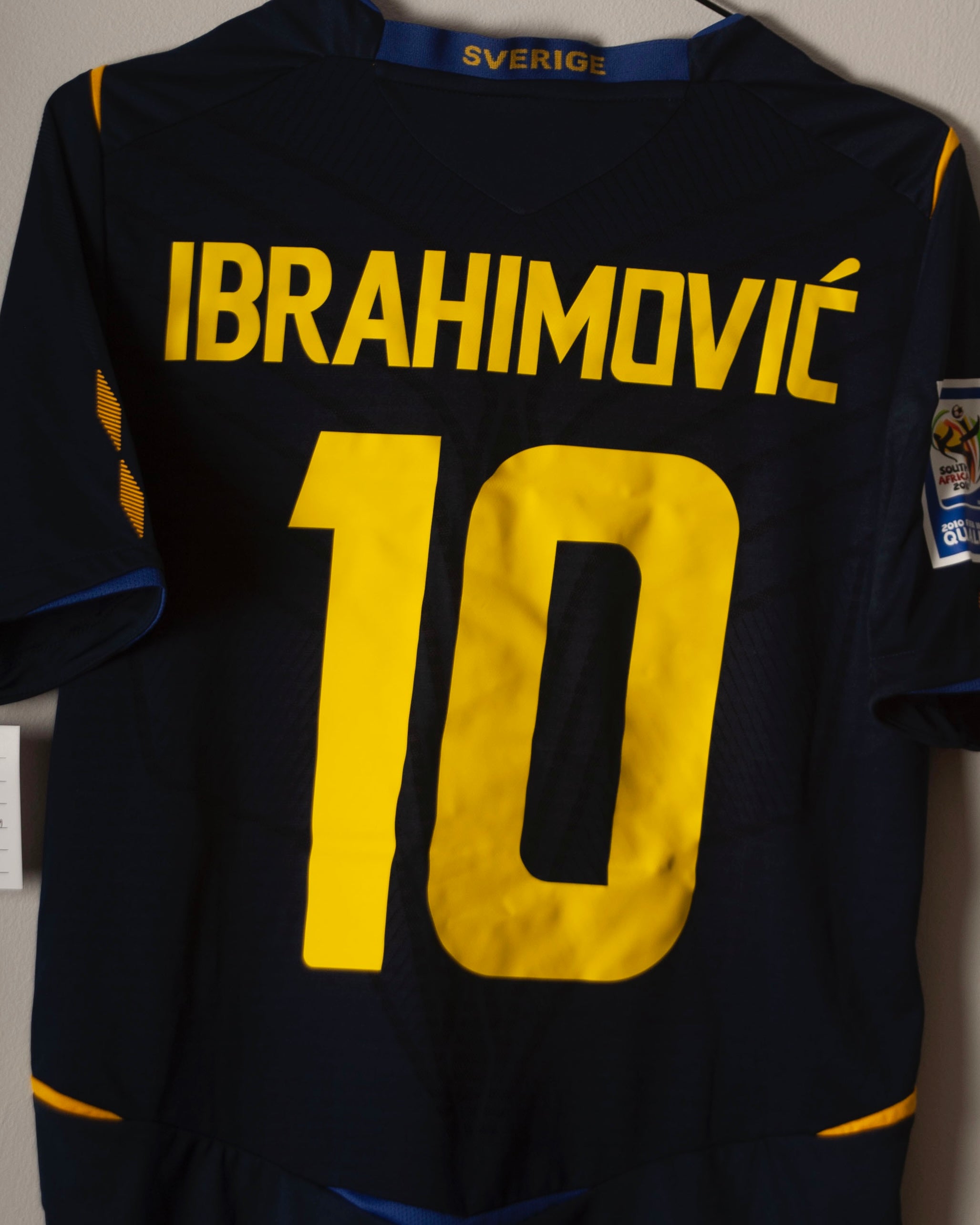 Adidas - Sweden 2008 Away Football Shirt 'IBRAHIMOVIC'