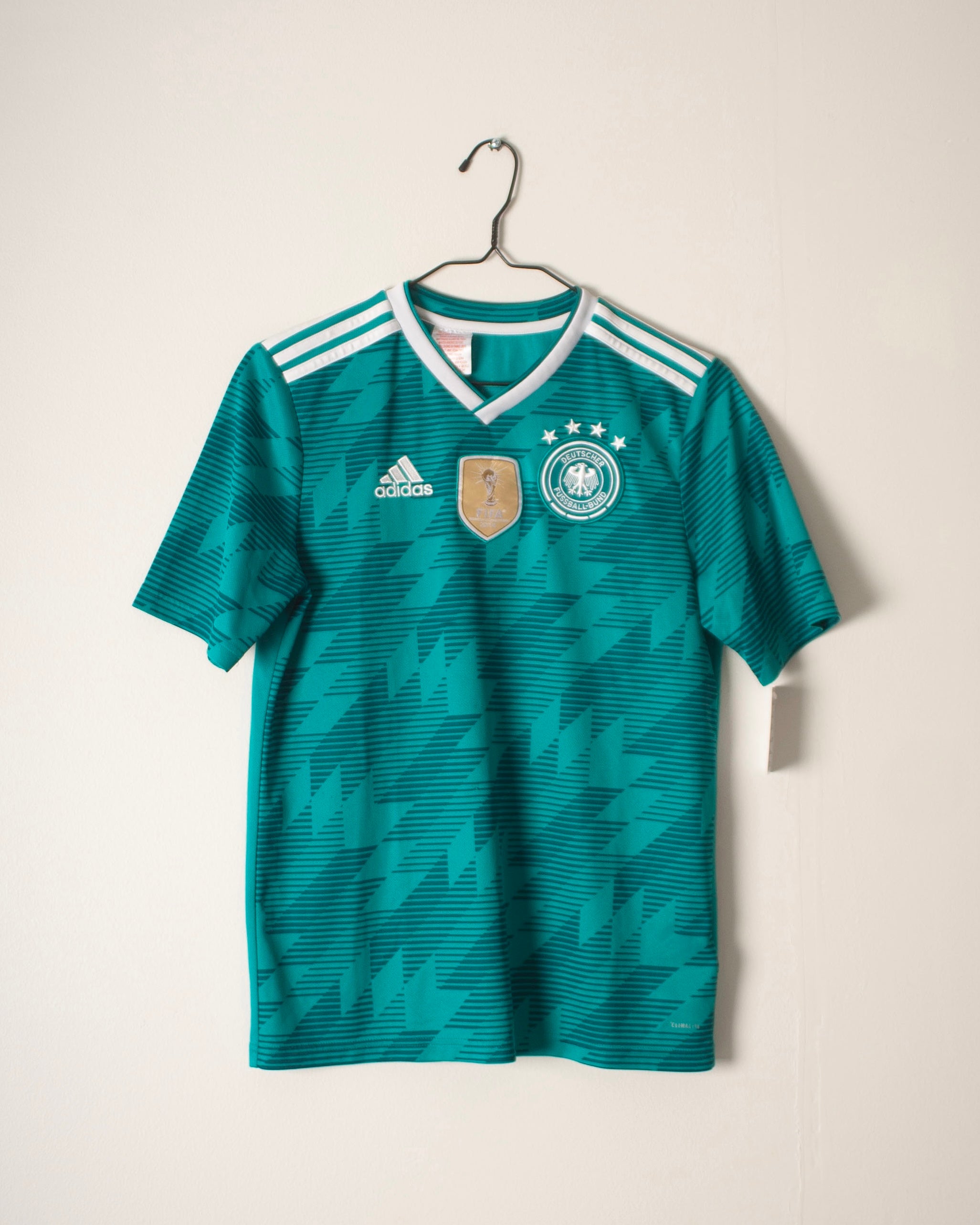Adidas - Germany 2018 Away Football Shirt