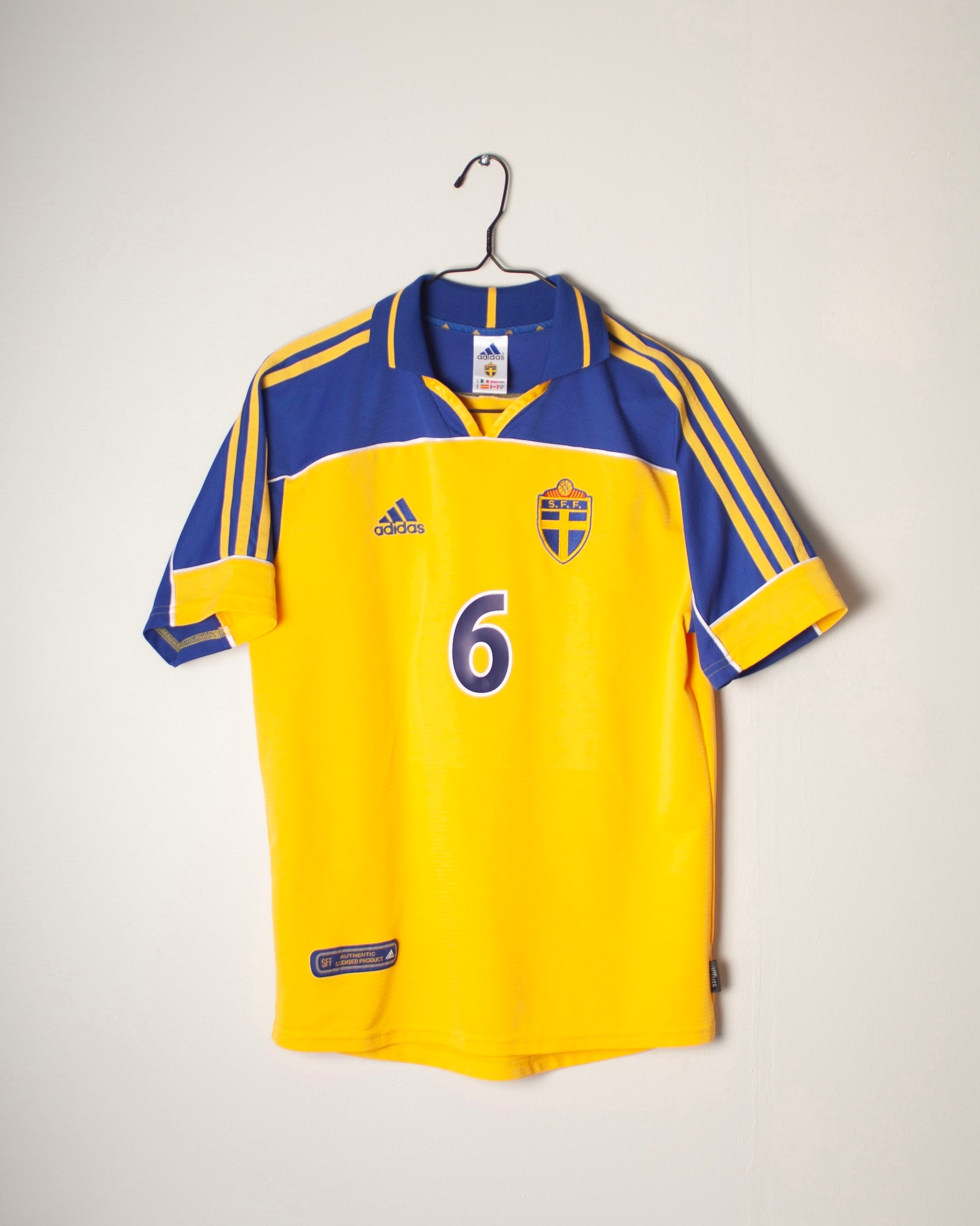 Adidas - Sweden 2000 Home Football Shirt 'SCHWARZ'