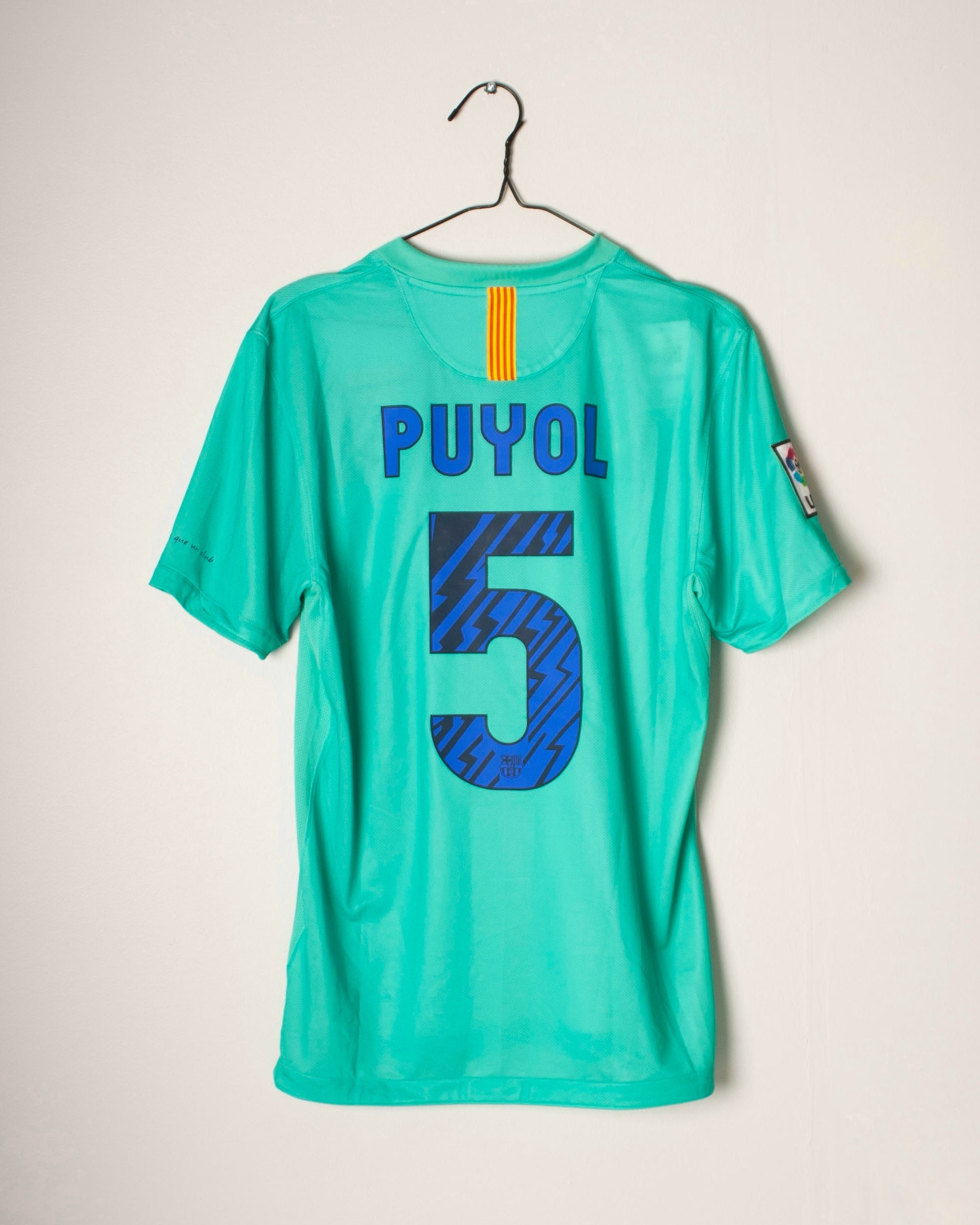 Nike - FC Barcelona 2010/11 Away Football Shirt 'PUYOL'