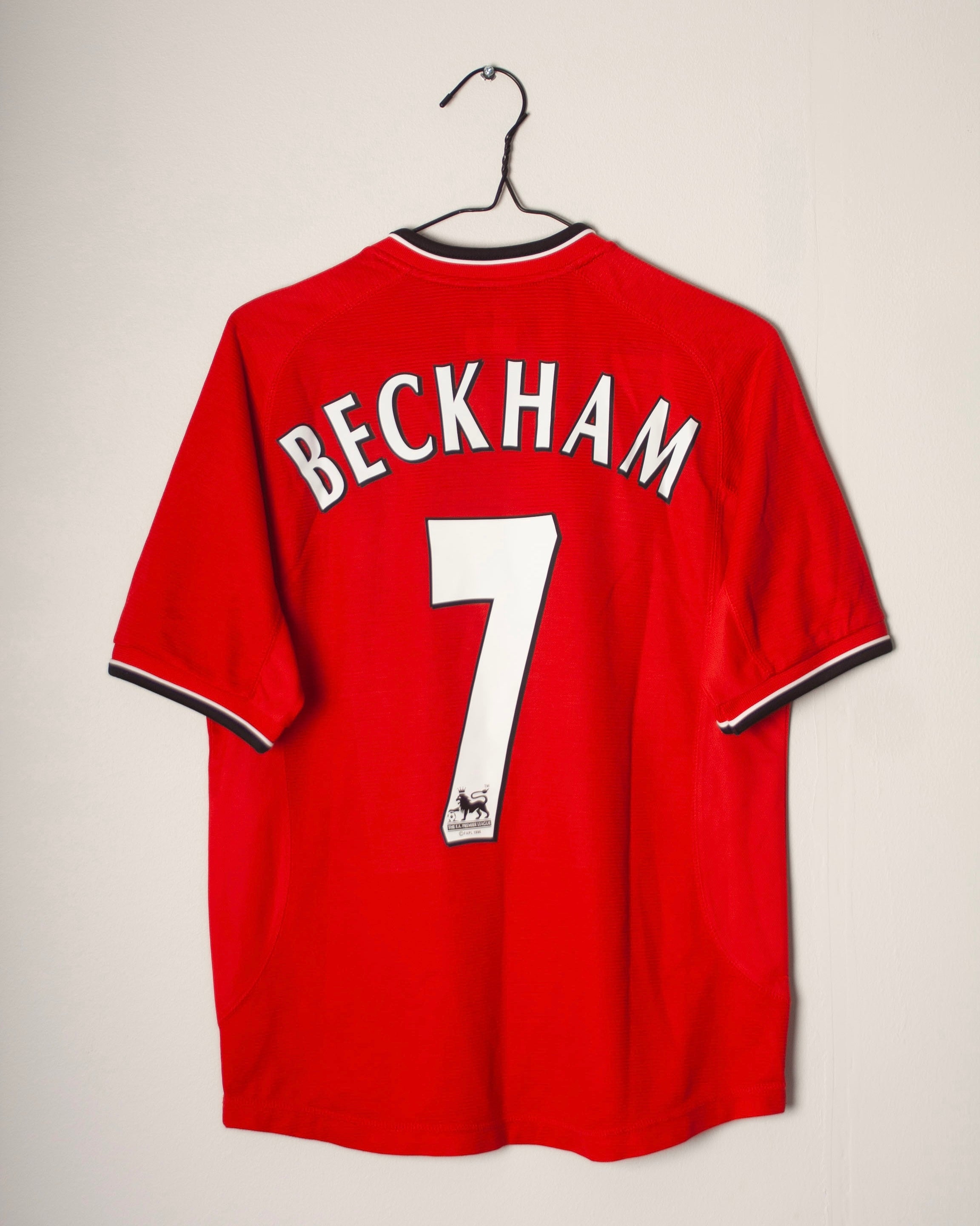 Umbro - Manchester United 2000/02 Home Football Shirt 'BECKHAM'