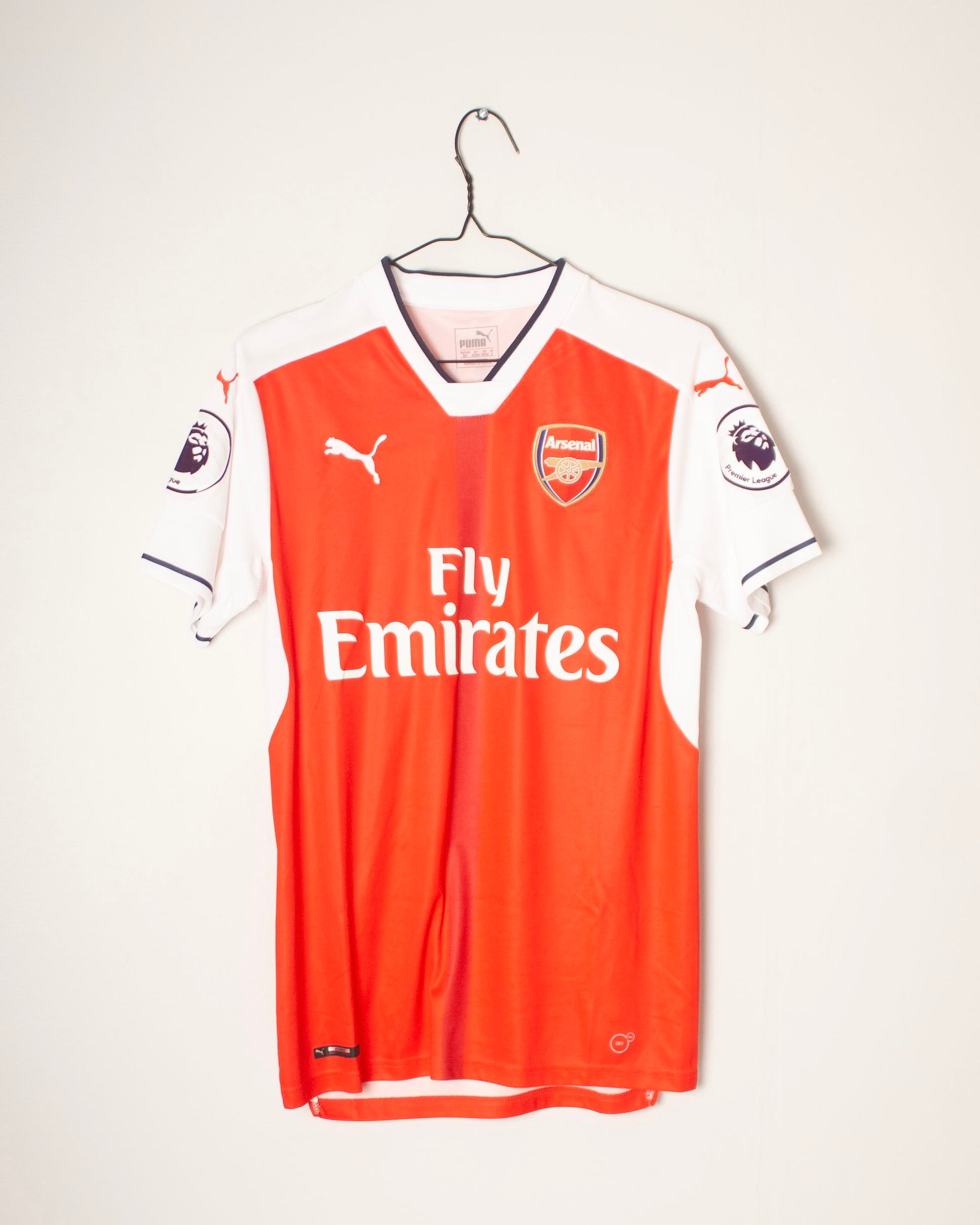 Puma - Arsenal FC 2016/17 Home Football Shirt 'ÖZIL'