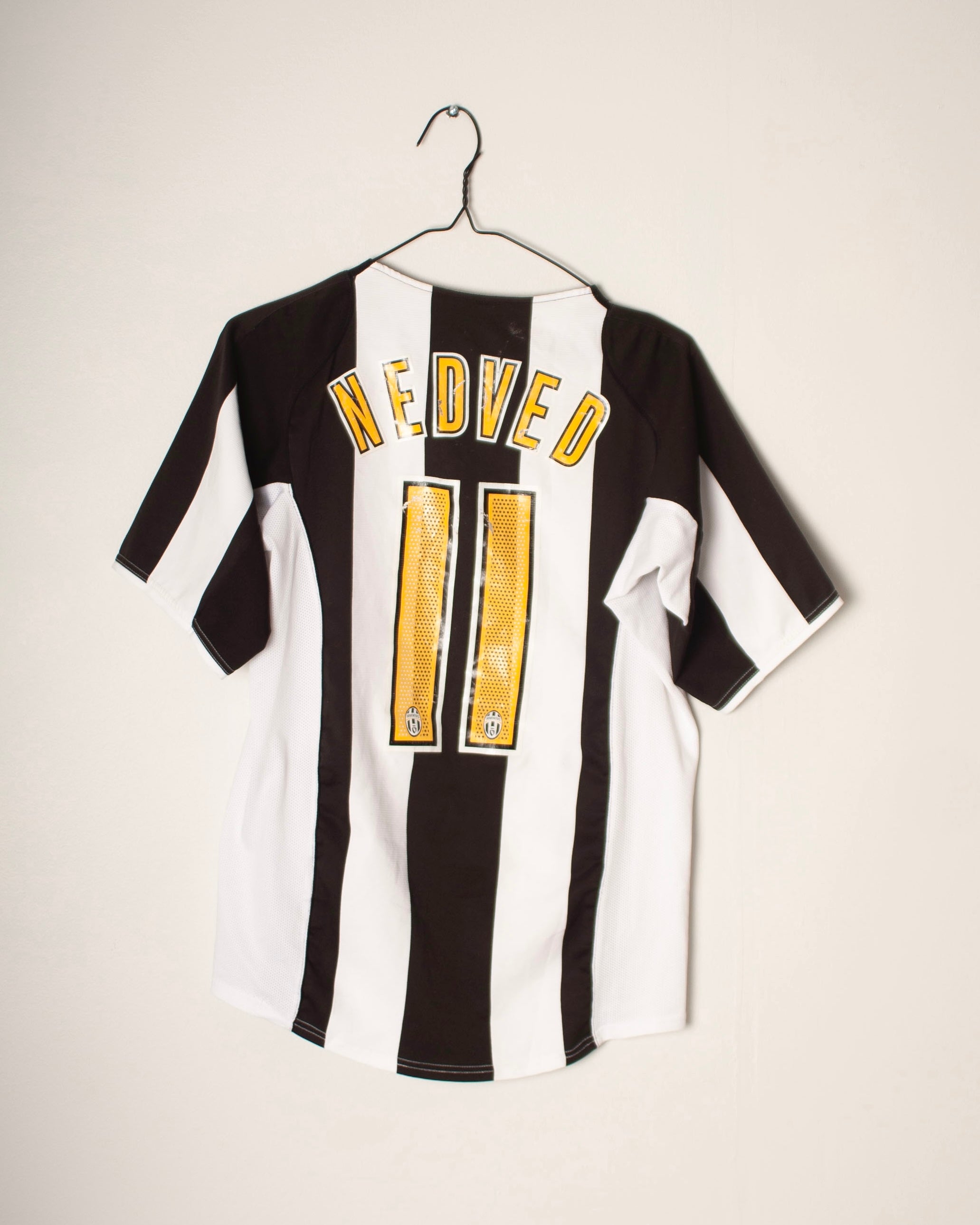 Nike - Juventus FC 2004/05 Home Football Shirt 'NEDVED'