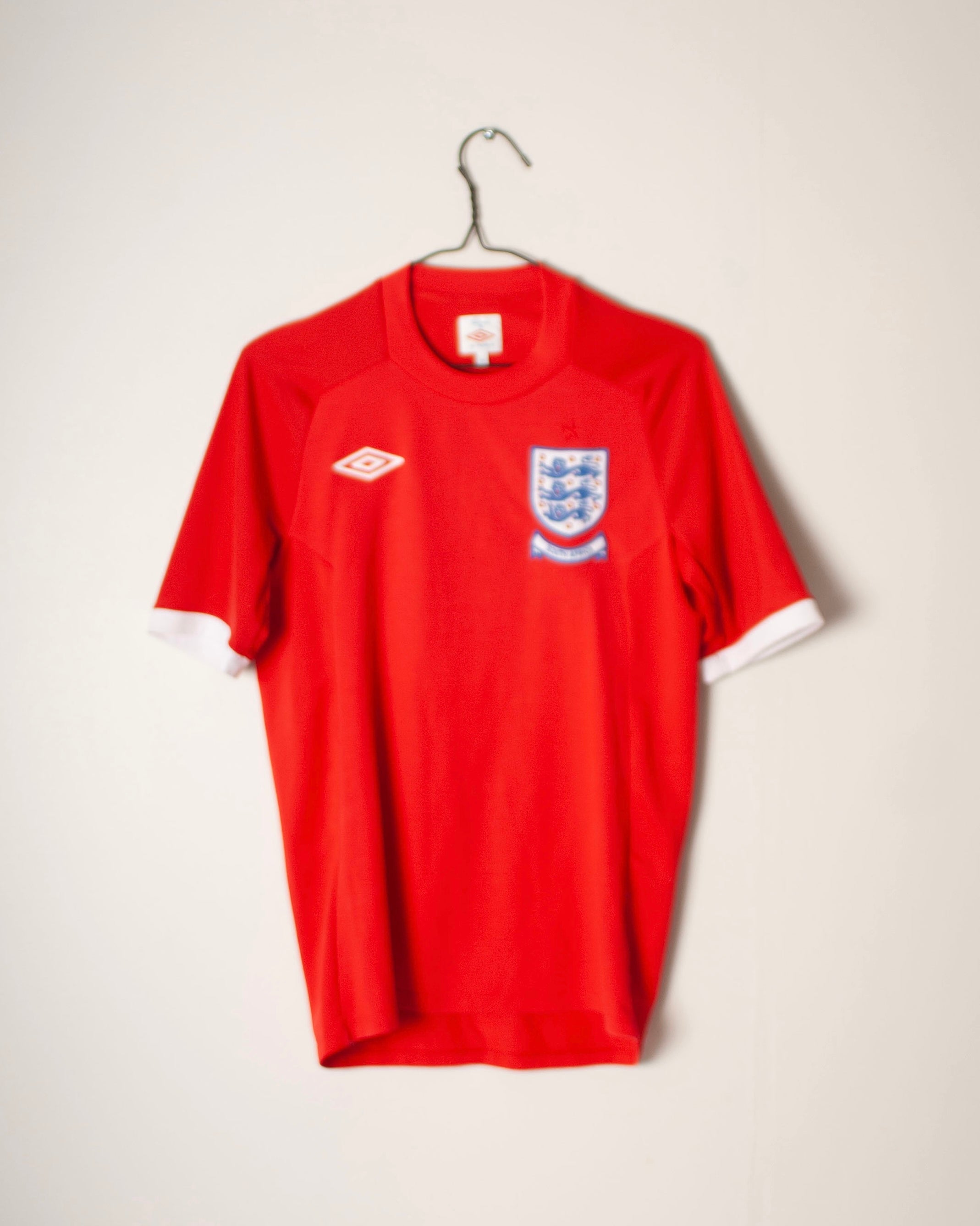 Umbro - England 2010 Away Football Shirt 'GERARRD'
