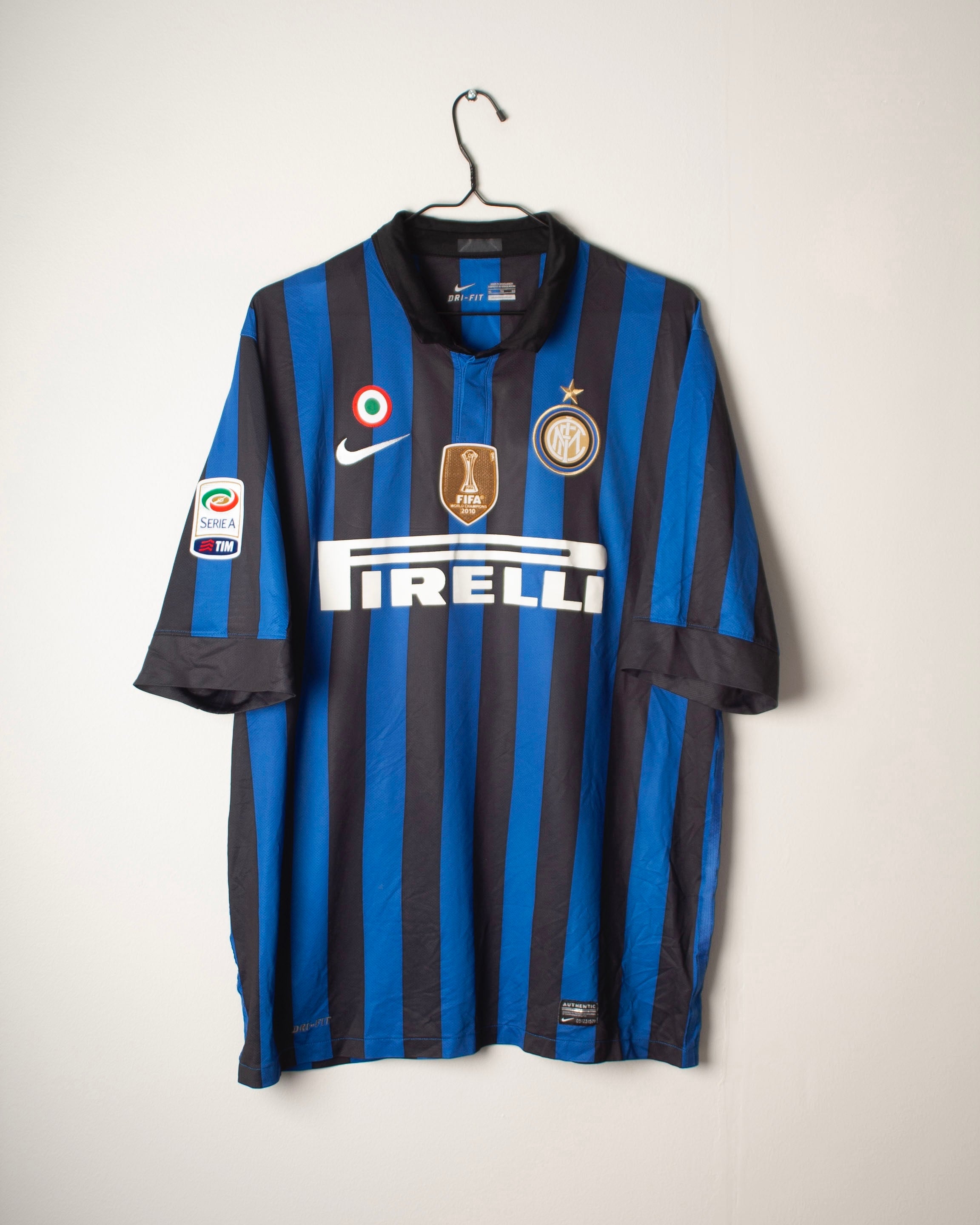 Nike - Inter Milan 2011/12 Home Football Shirt 'FORLAN'