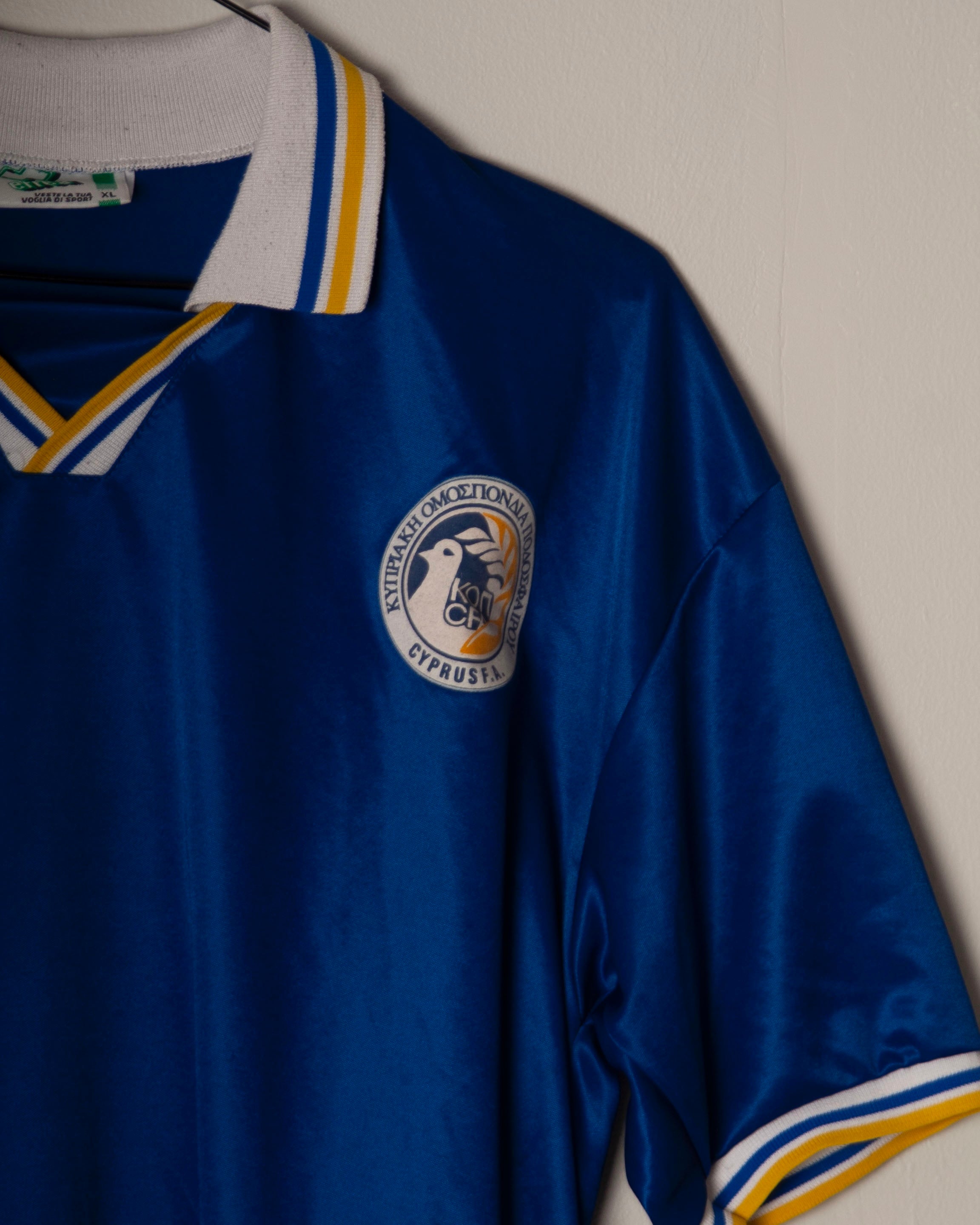 Errea - Cyprus 2000 Home Football Shirt