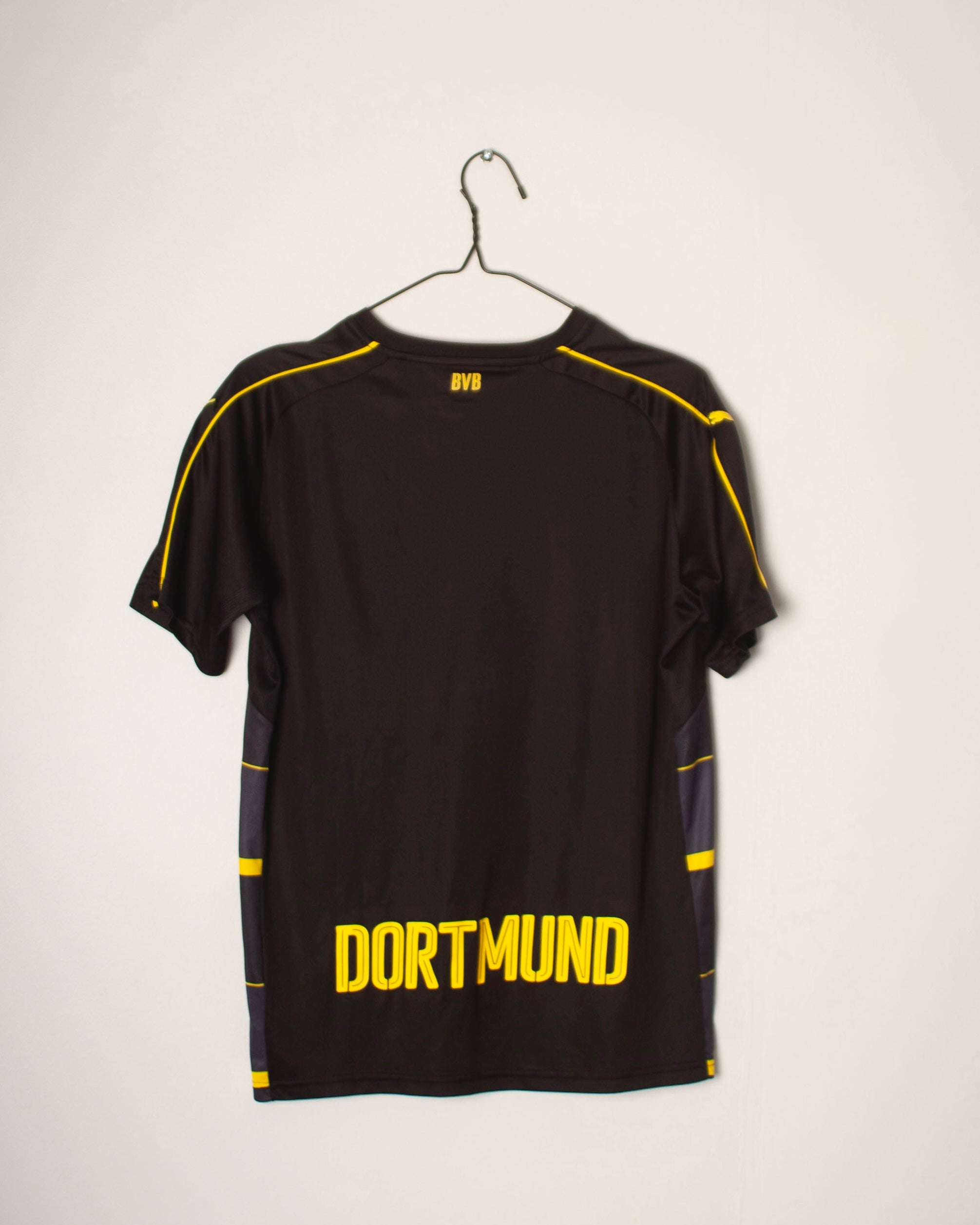 Puma - Borussia Dortmund 2016/17 Away Football Shirt
