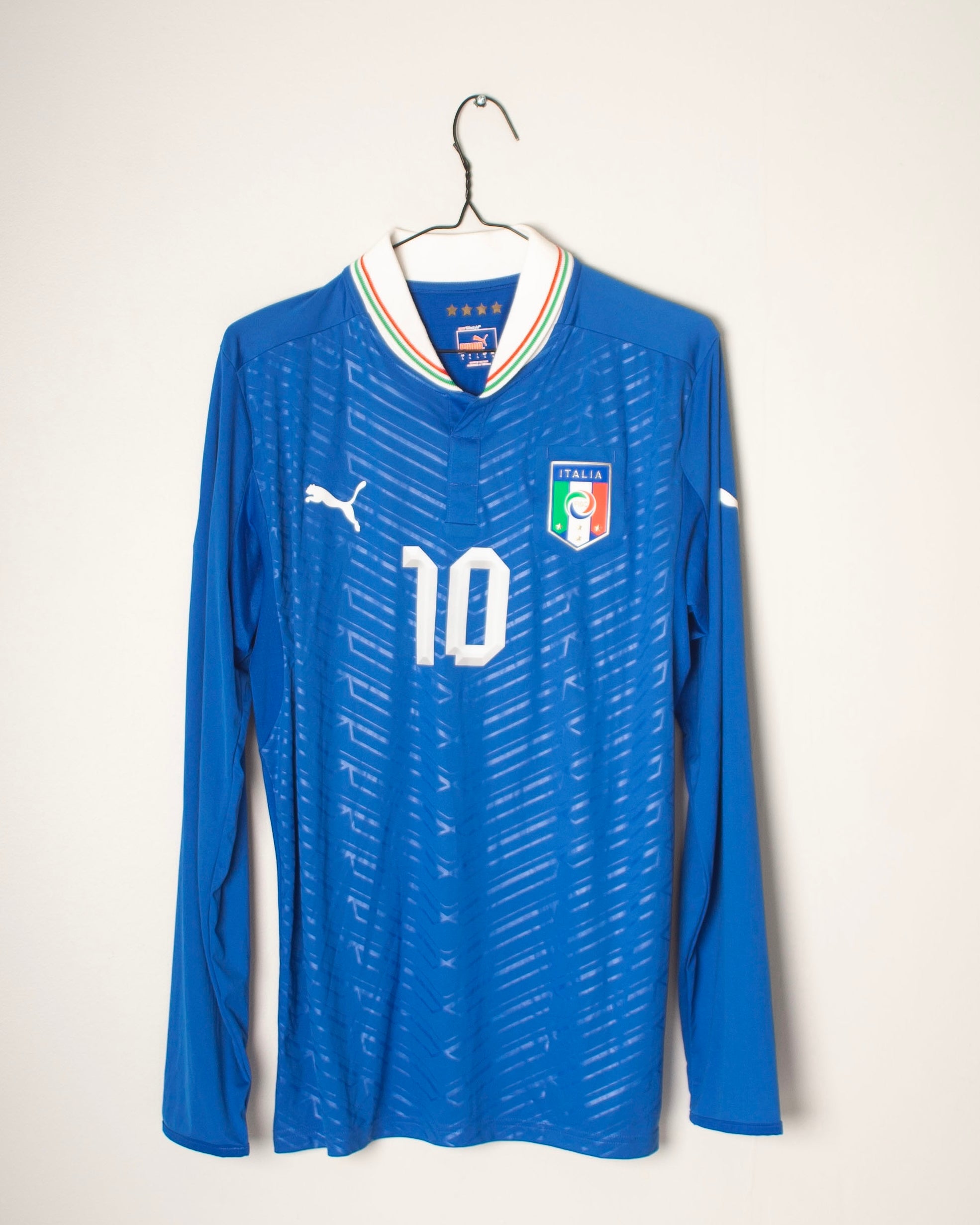 Puma - Italy 2012 Home Fotball Shirt Player Edition 'CASSANO'