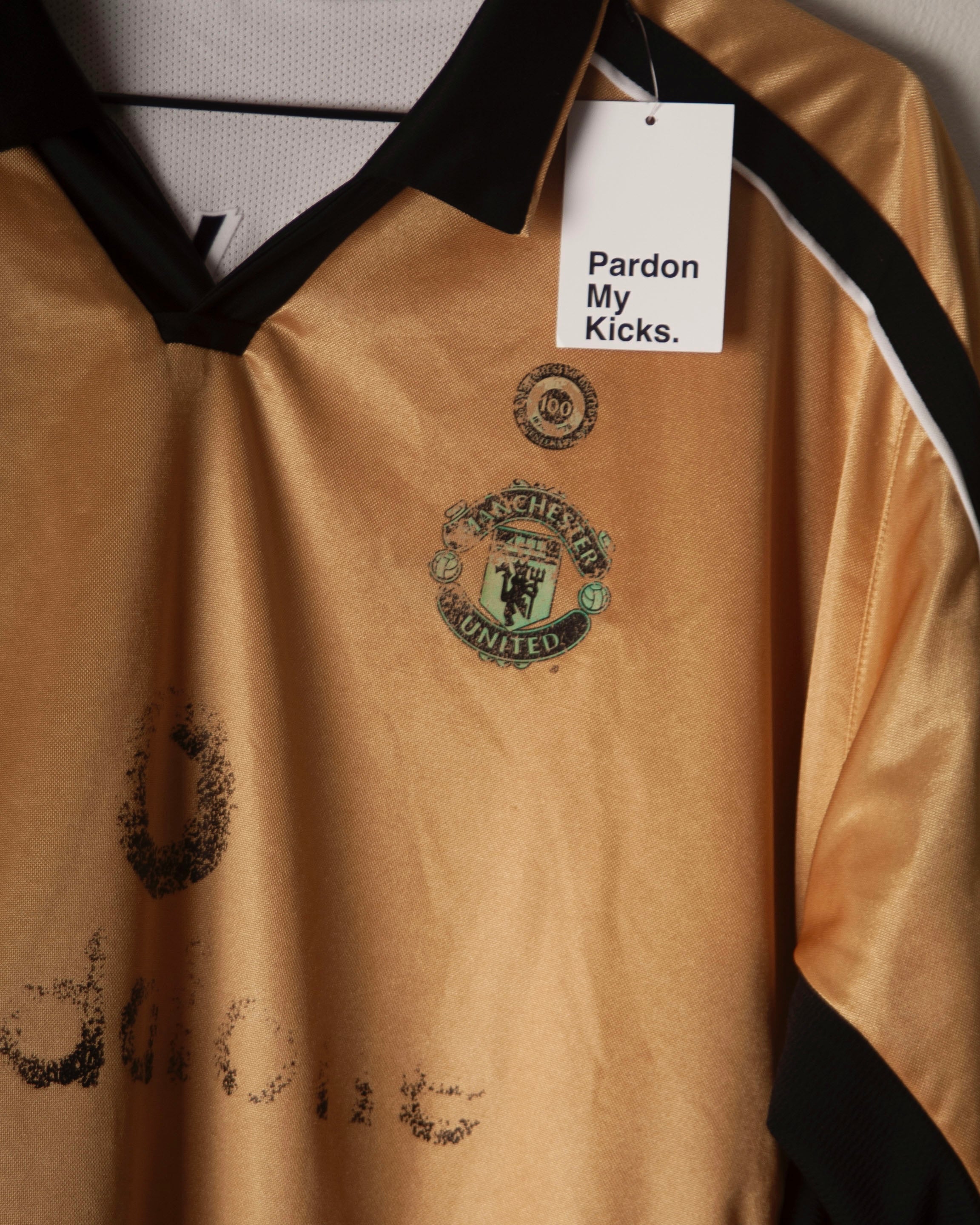 Umbro - Manchester United 2000/01 Away Football Shirt 'BECKHAM'
