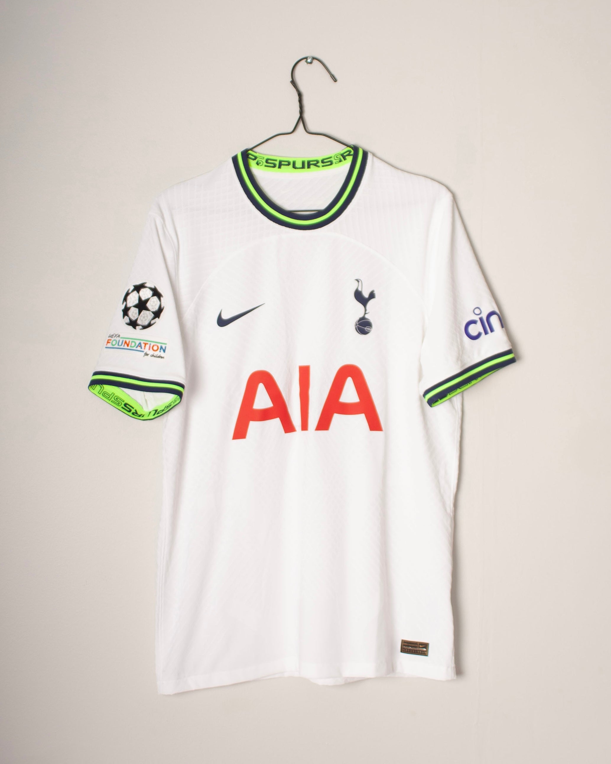 Nike - Tottenham Hotspur 2022/23 Home Football Shirt 'KULUSEVSKI' (Vaporknit)