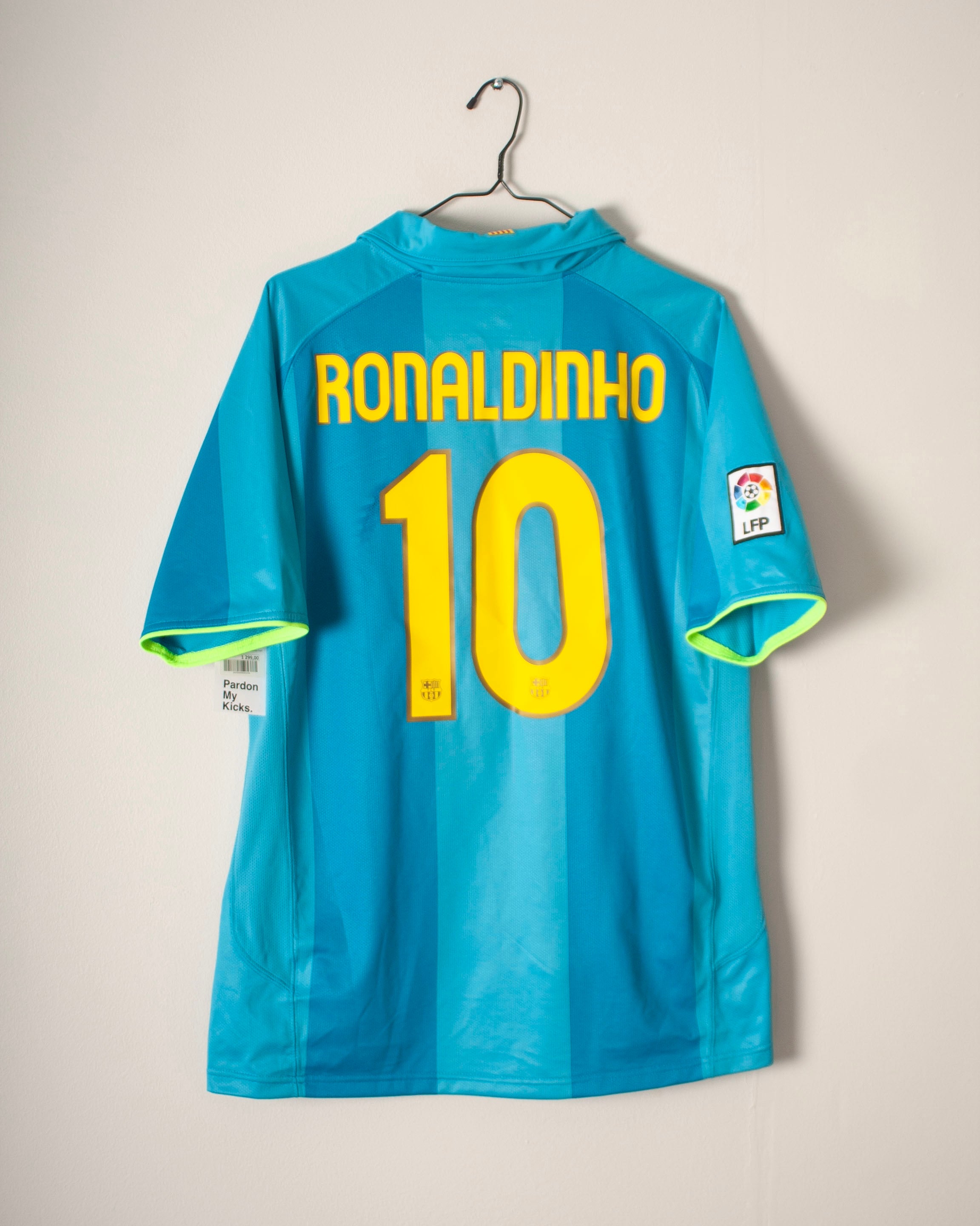 Nike - FC Barcelona 2007/08 Away Football Shirt 'RONALDINHO'