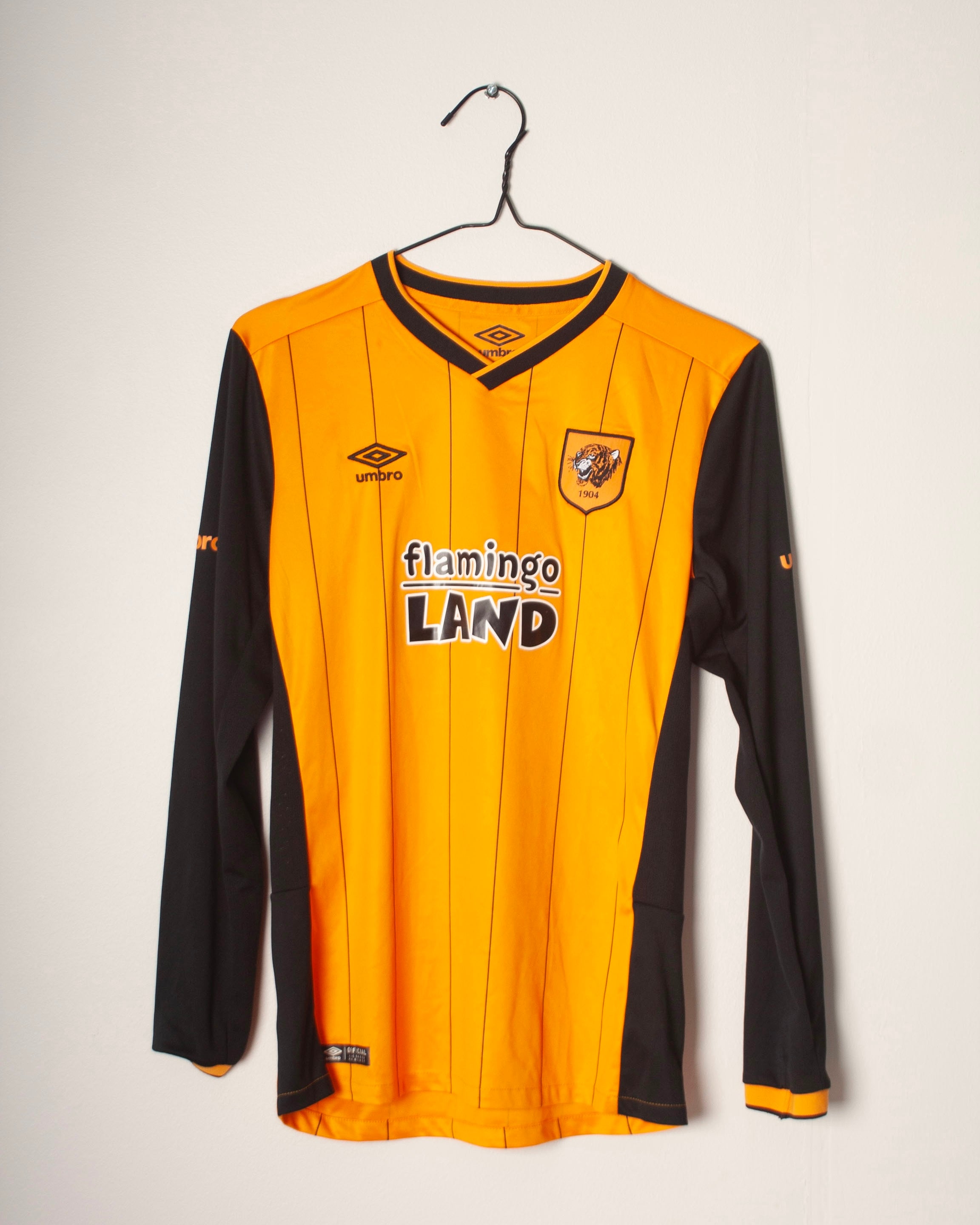 Umbro - Hull City 2015/16 Home Football Shirt