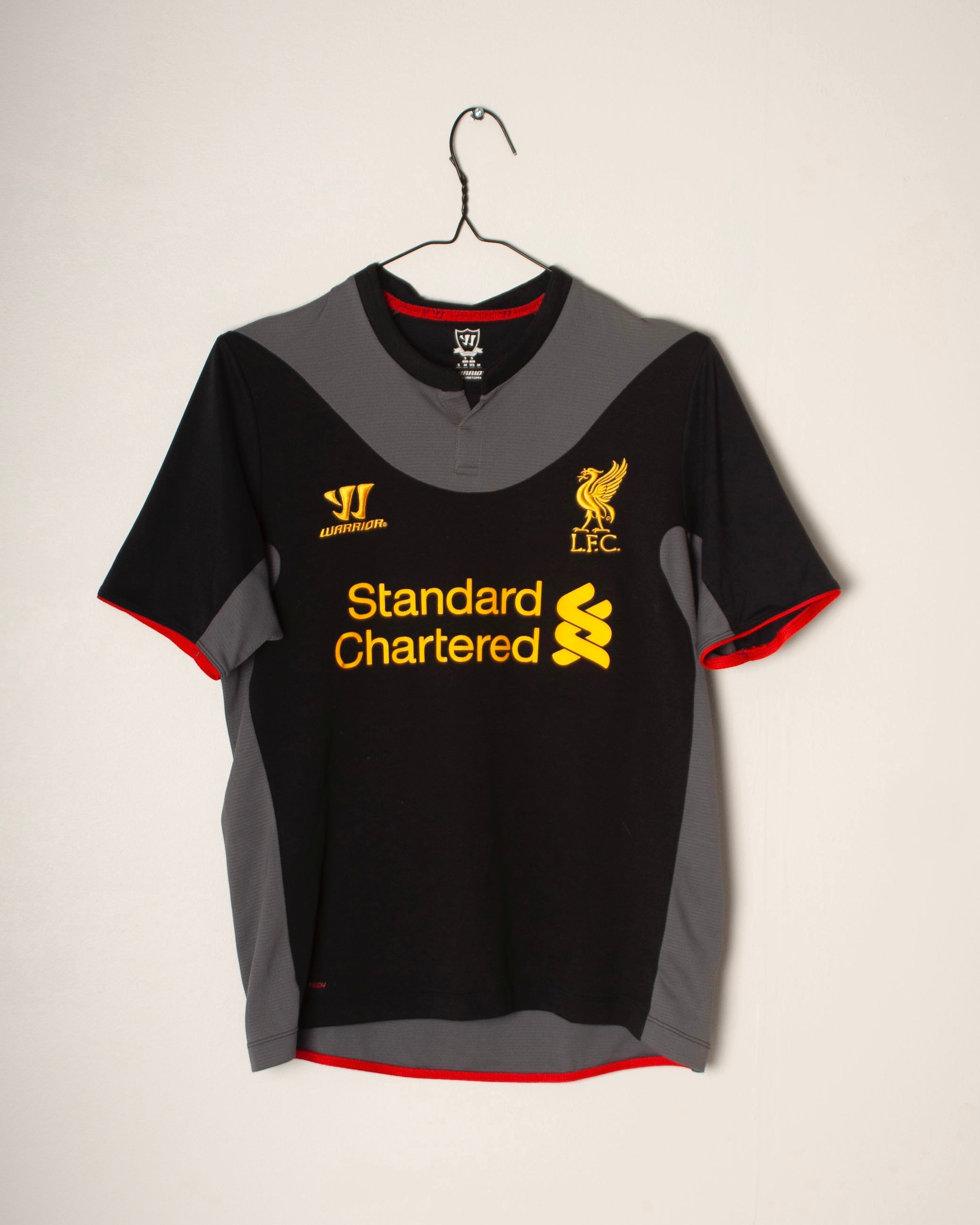 Warrior - Liverpool FC 2012/13 Away Fotoball Shirt 'GERRARD'