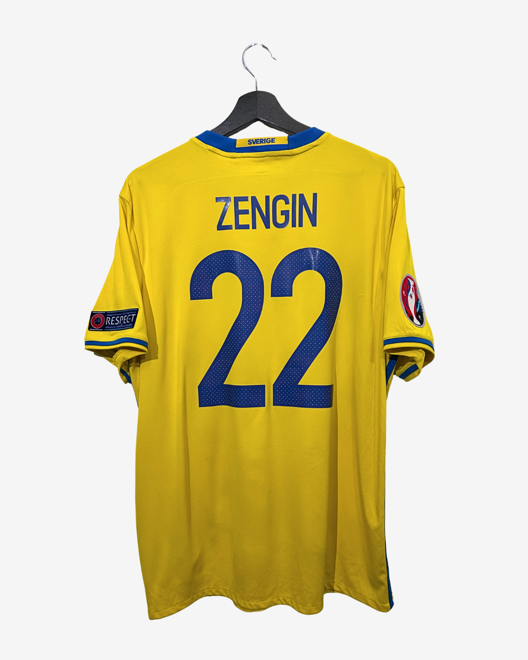 Yellow sports jersey with 'ZENGIN' and number '22' on a white background