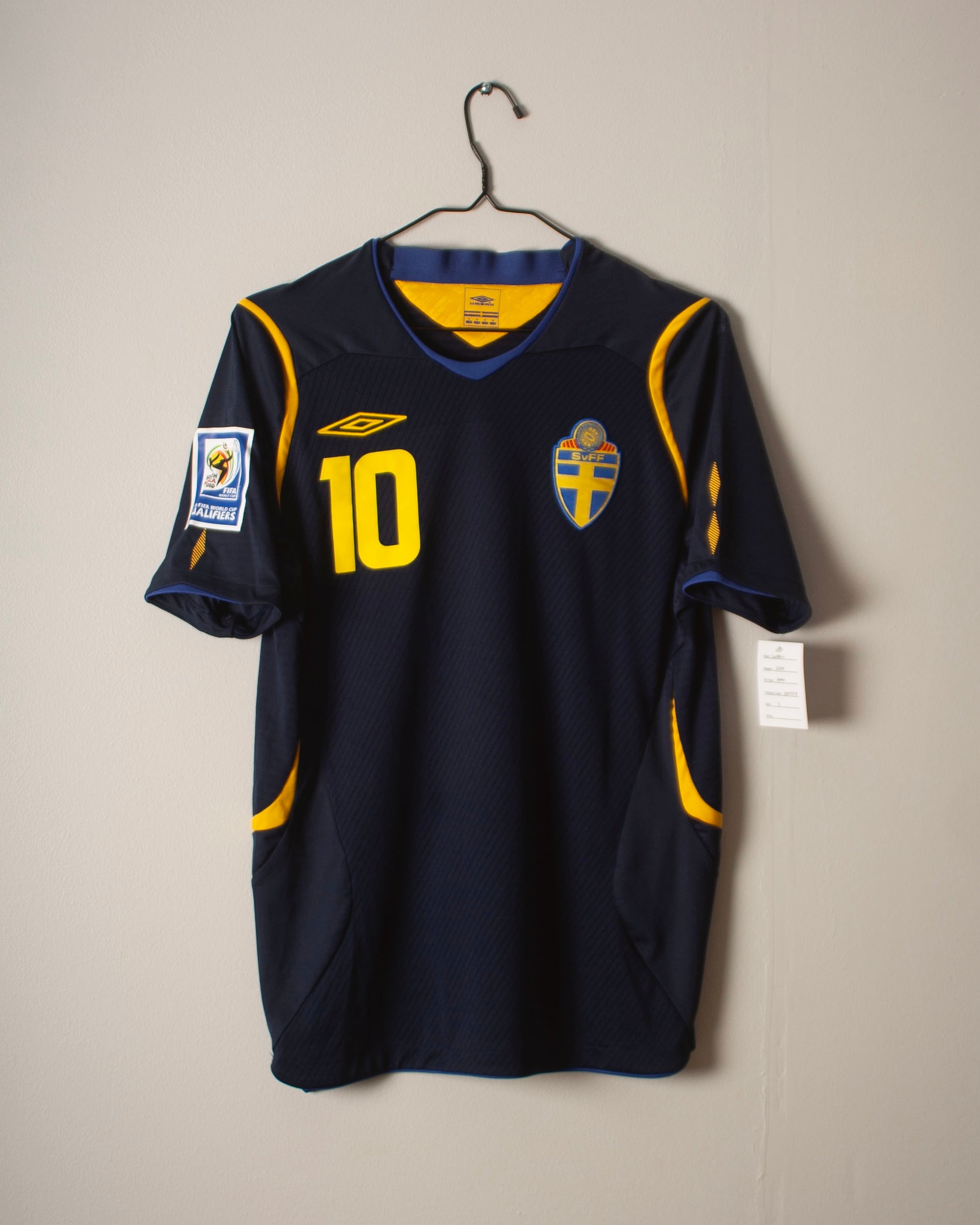 Adidas - Sweden 2008 Away Football Shirt 'IBRAHIMOVIC'