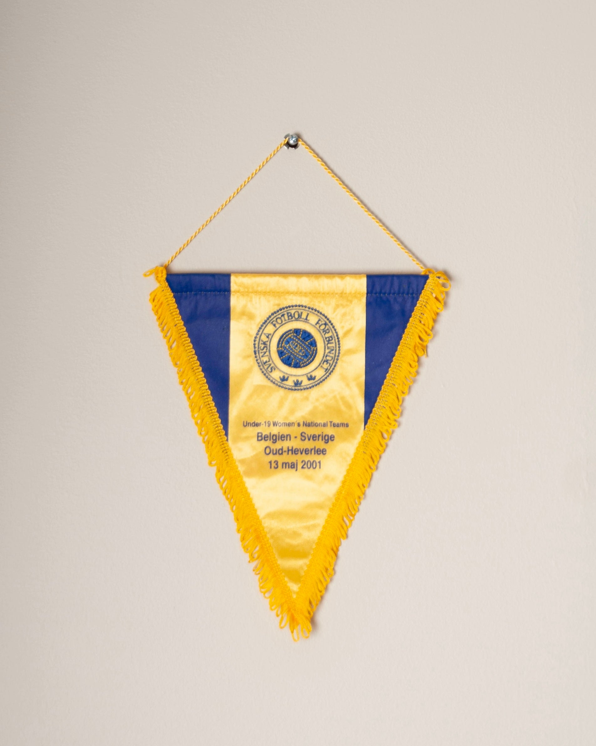 Football Pennant – Belgium vs. Sweden (Women's U19 National Team, 13 May 2001)