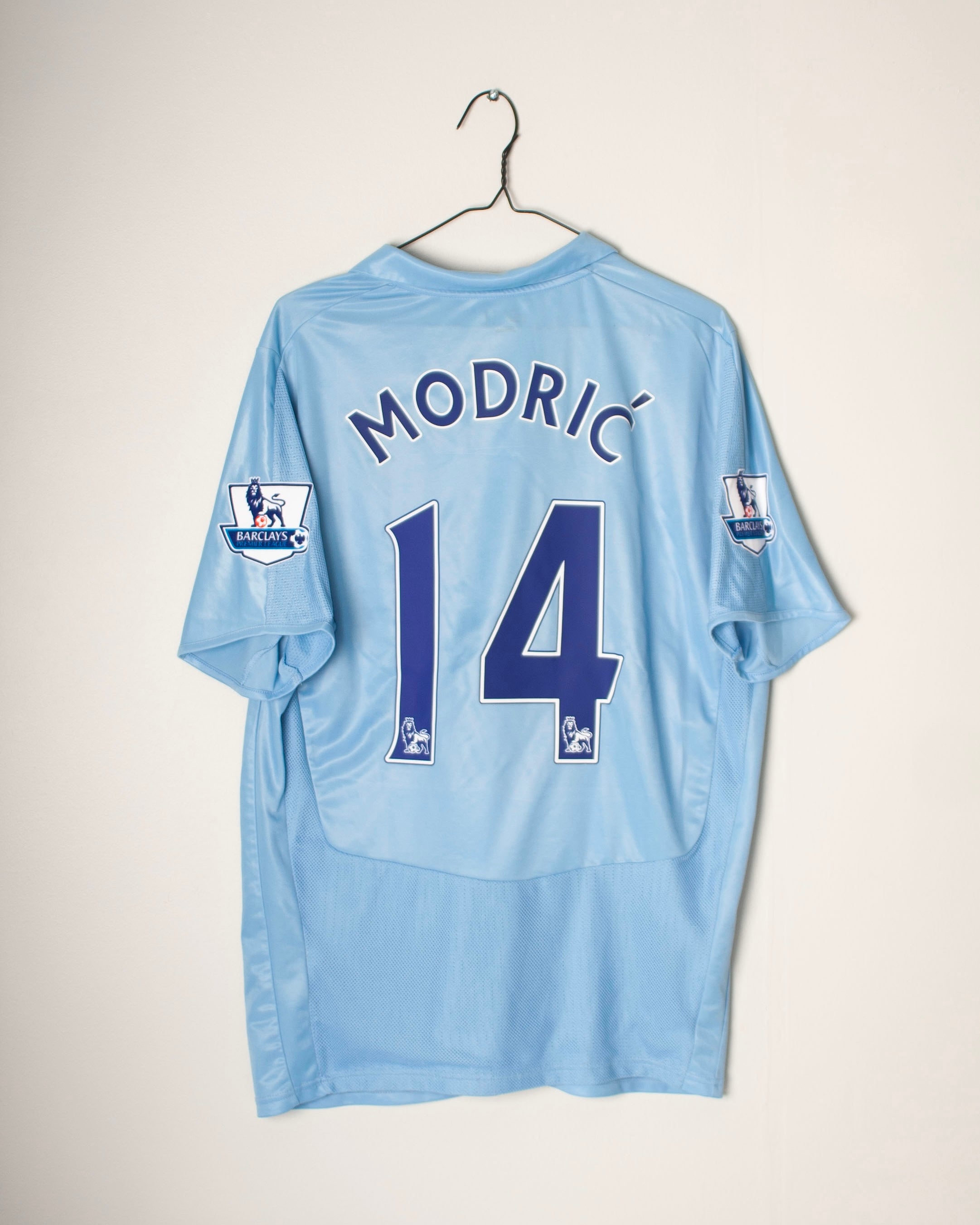 Puma - Tottenham Hotspur 2008/09 Away Football Shirt 'MODRIC'