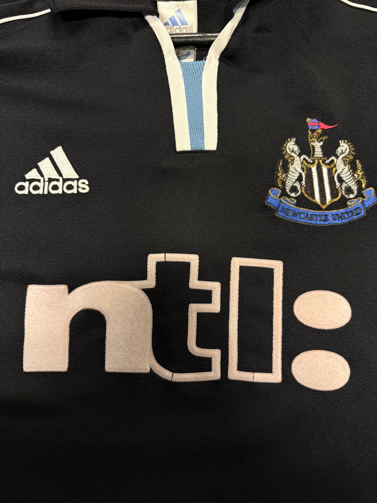 Adidas - Newcastle United 2000/01 Away Football Shirt 'SHEARER'