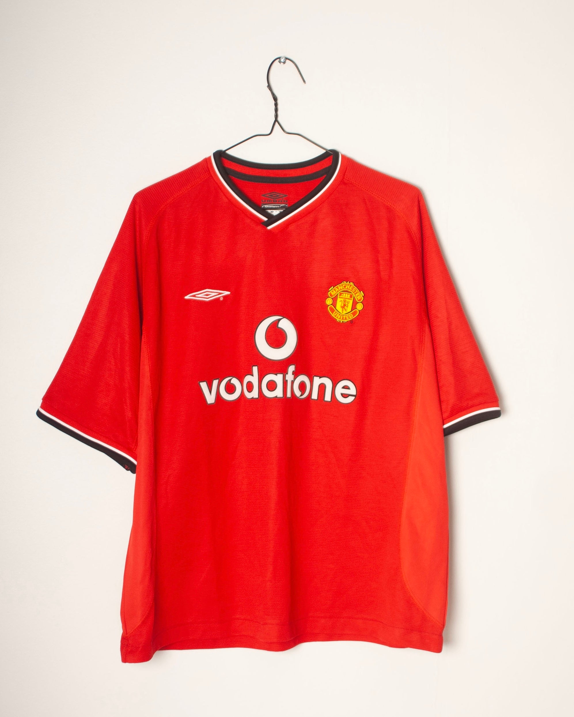 Umbro - Manchester United 2000/02 Home Football Shirt 'BECKHAM'