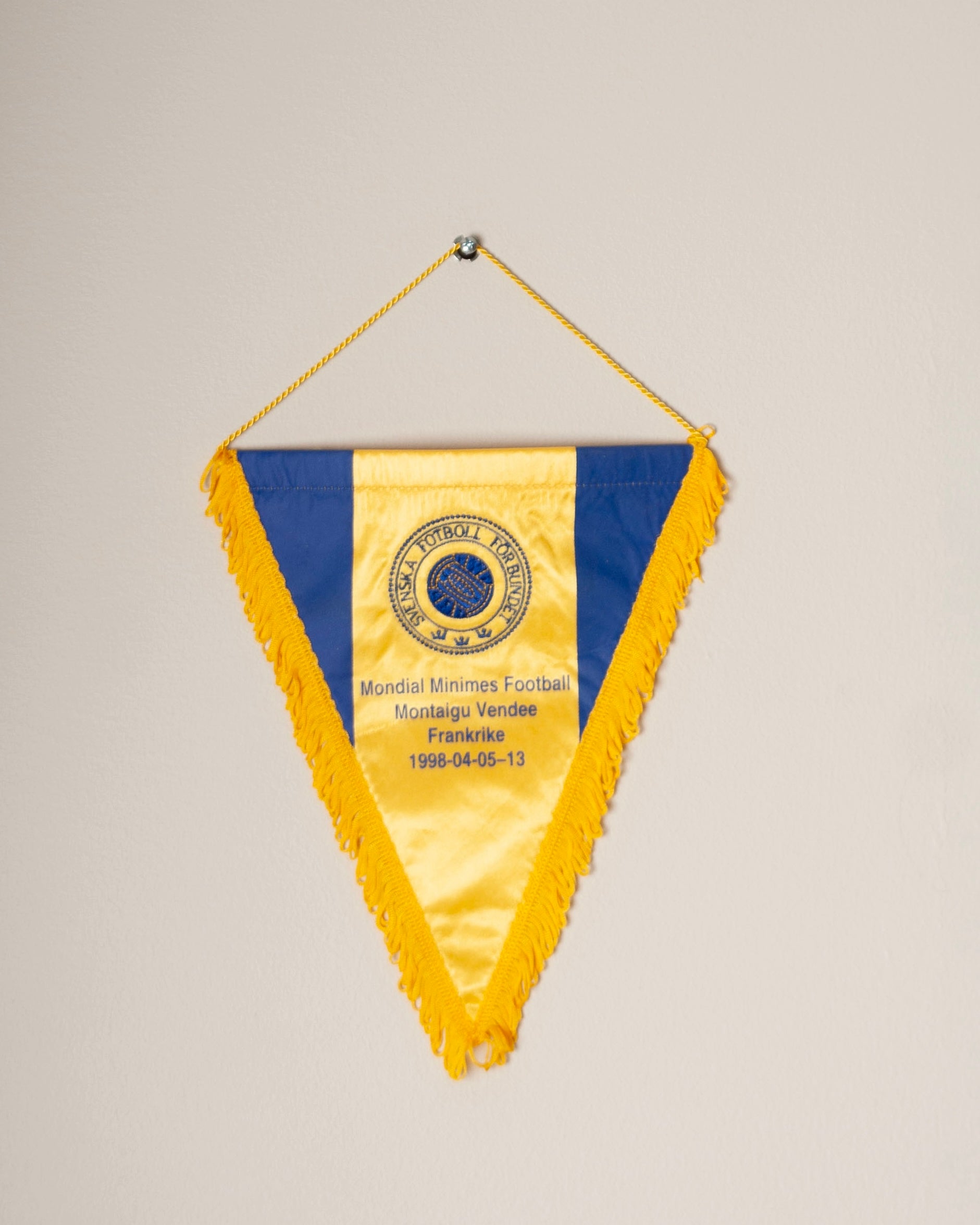 Football Pennant – Mondial Minimes Football Tournament (5-13 April 1998)