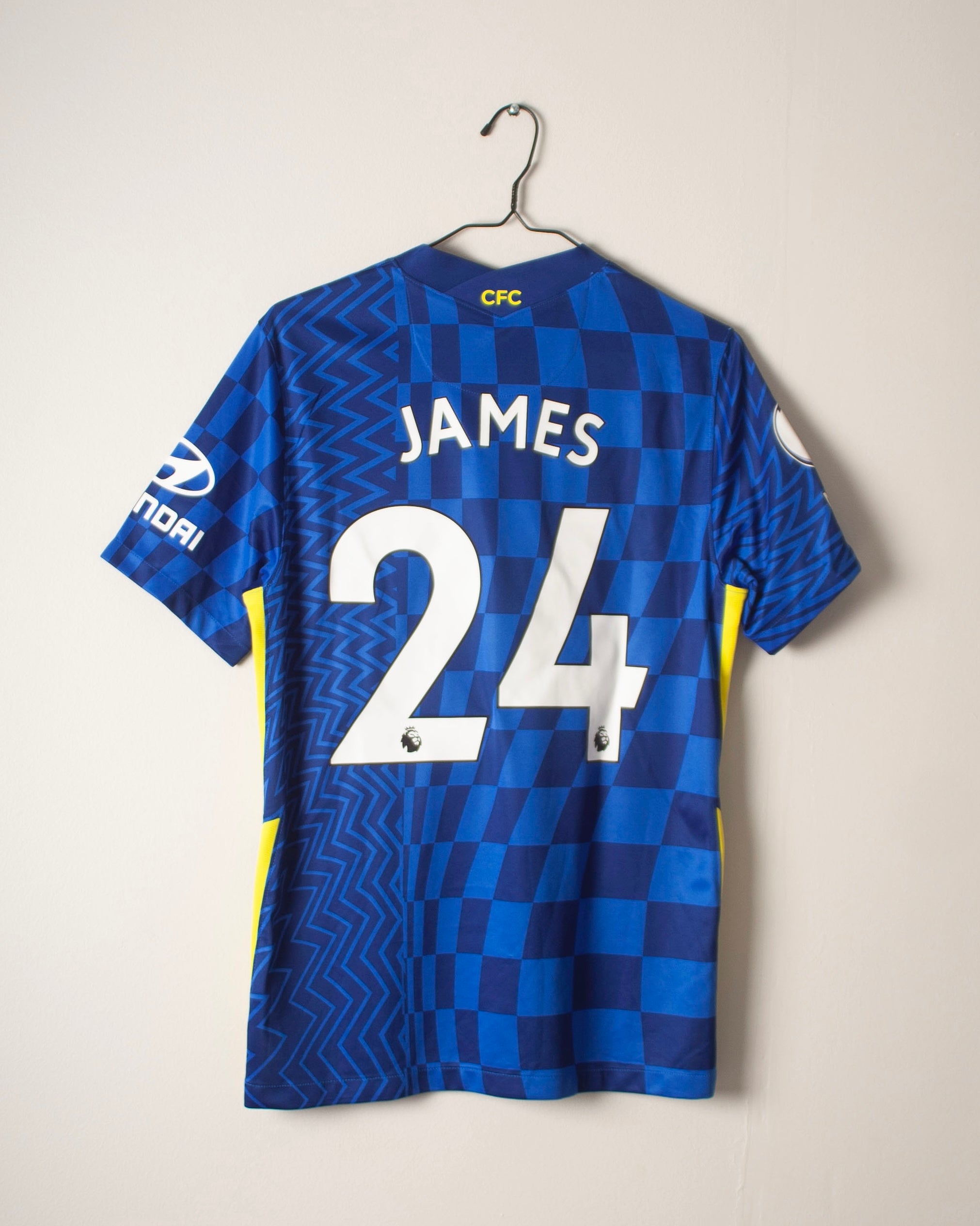 Nike - Chelsea FC 2021/22 Home Football Shirt 'JAMES'