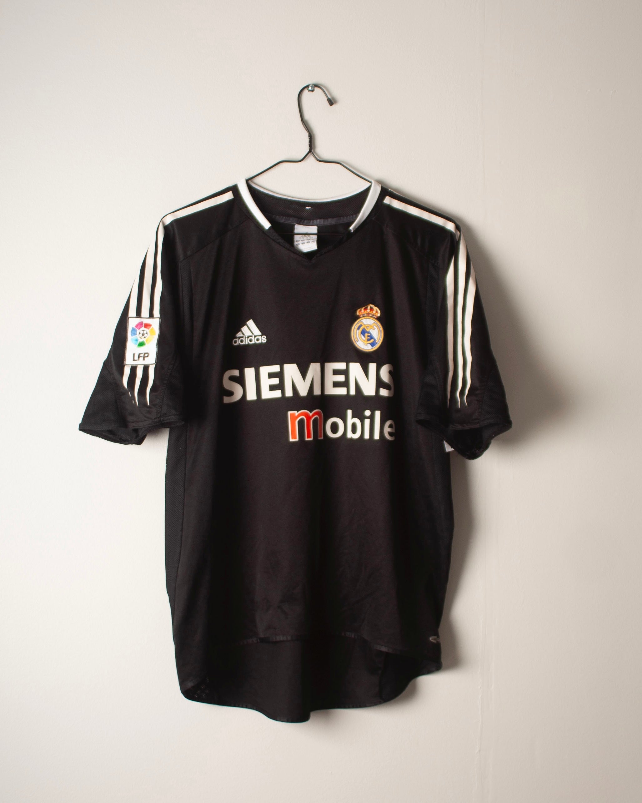 Adidas - Real Madrid 2004/05 Away Football Shirt 'RONALDO'