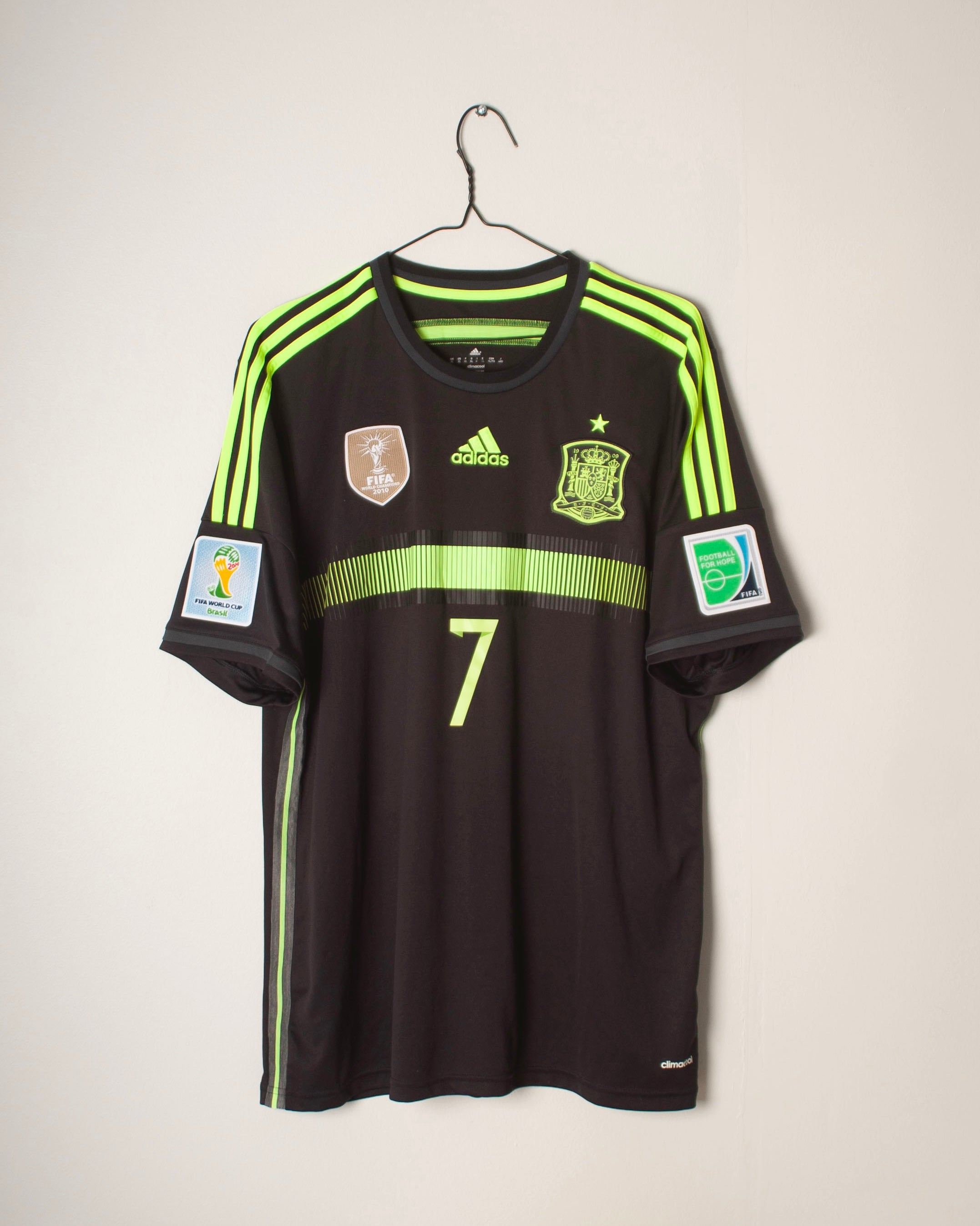 Adidas - Spain 2014 Away Football Shirt 'DAVID VILLA'
