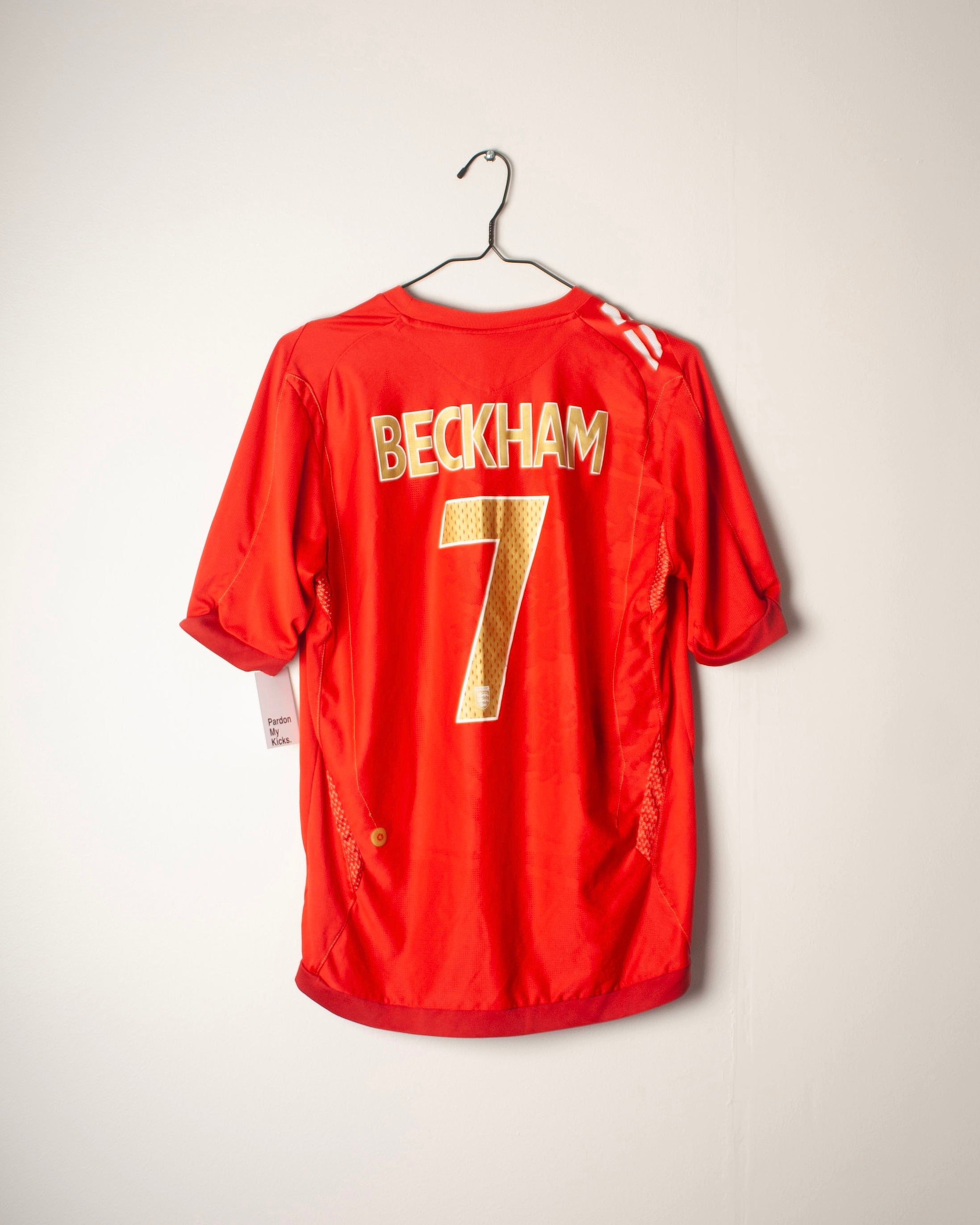 Umbro - England 2006 Away Football Shirt 'BECKHAM'