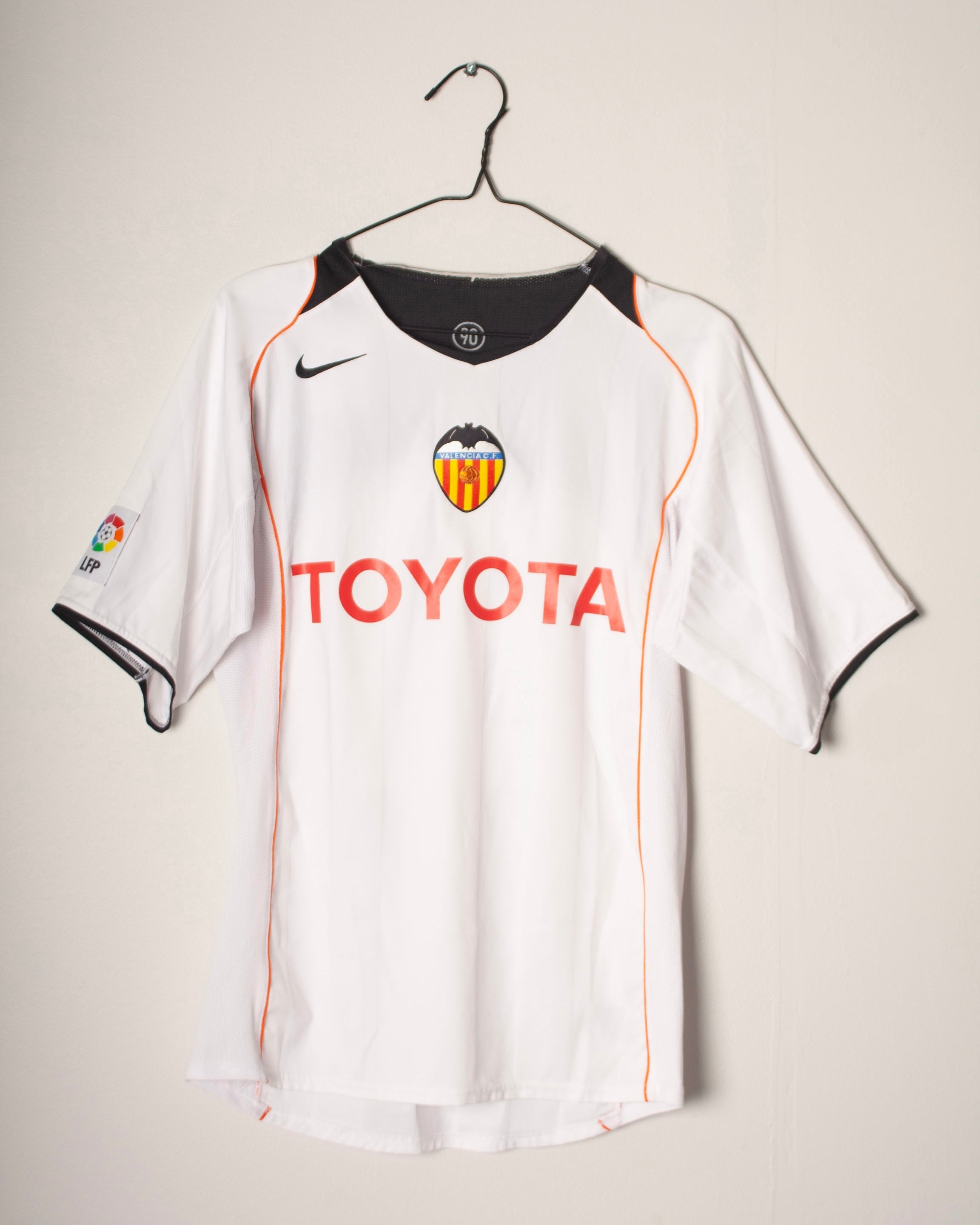 Nike - Valencia CF 2004/05 Home Football Shirt 'AIMAR'