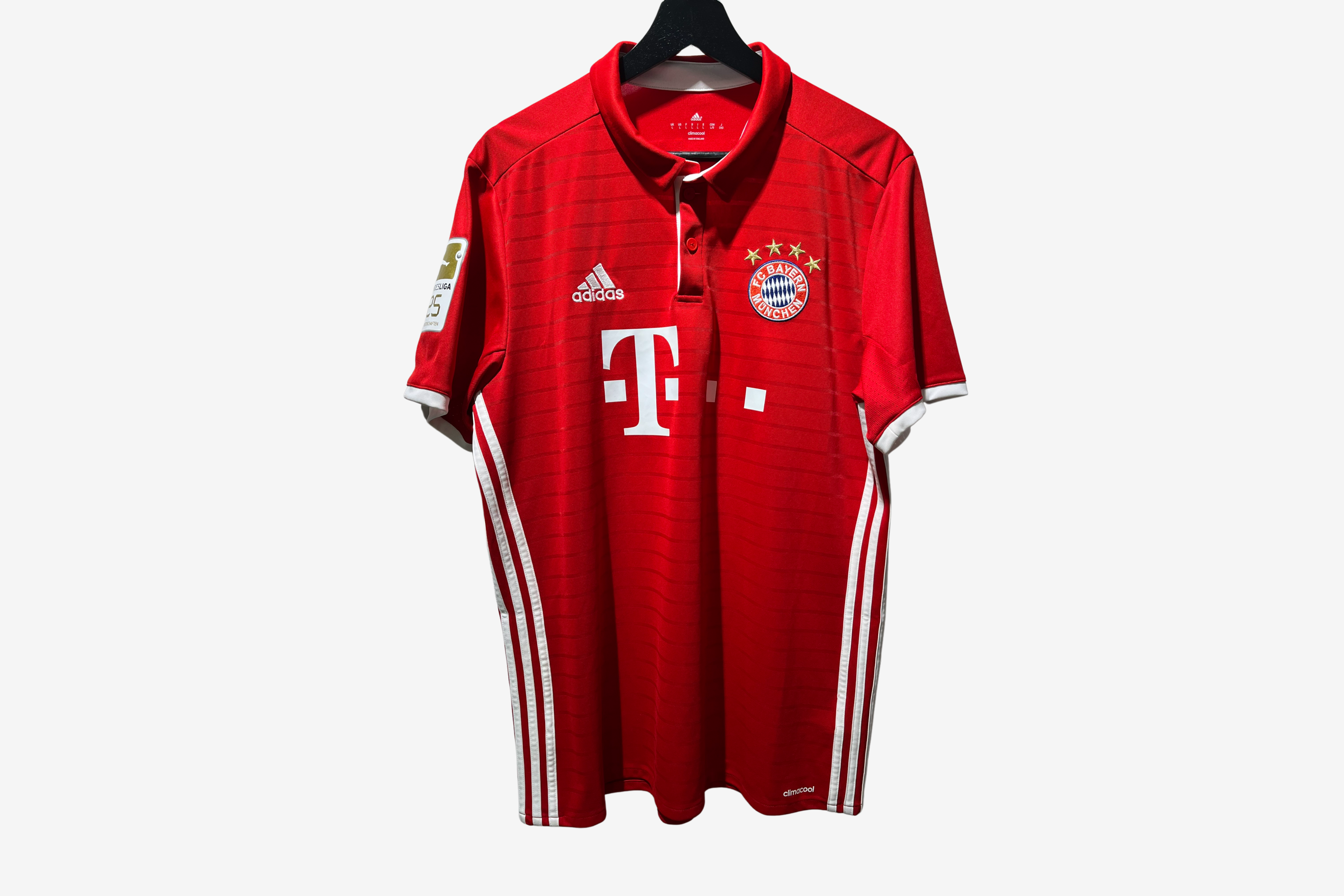 Adidas - Bayern Munich 2016/17 Home Football Shirt