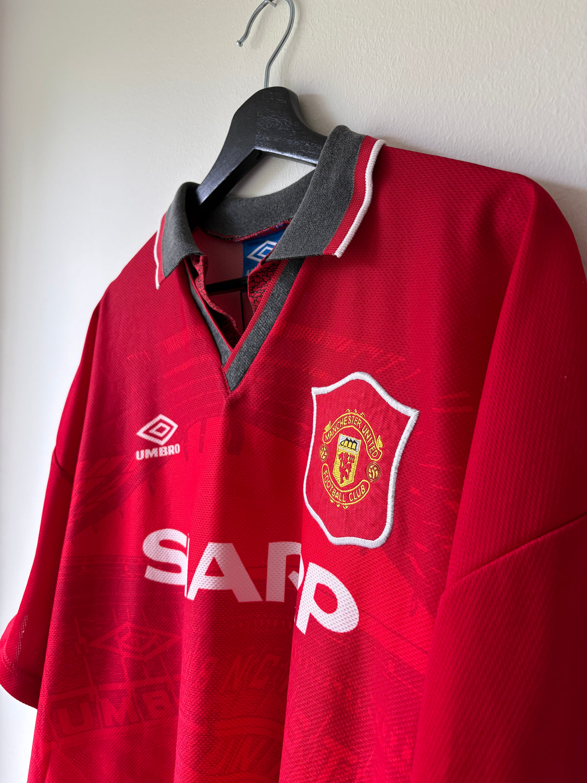 Umbro - Manchester United 1994/96 Home Football Shirt 'SCHOLES'