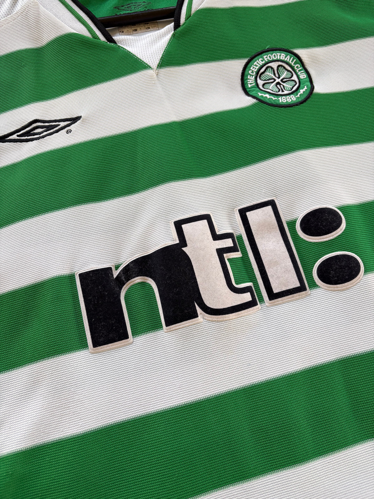 Umbro - Celtic FC 2001/02 Home Football Shirt 'LARSSON'