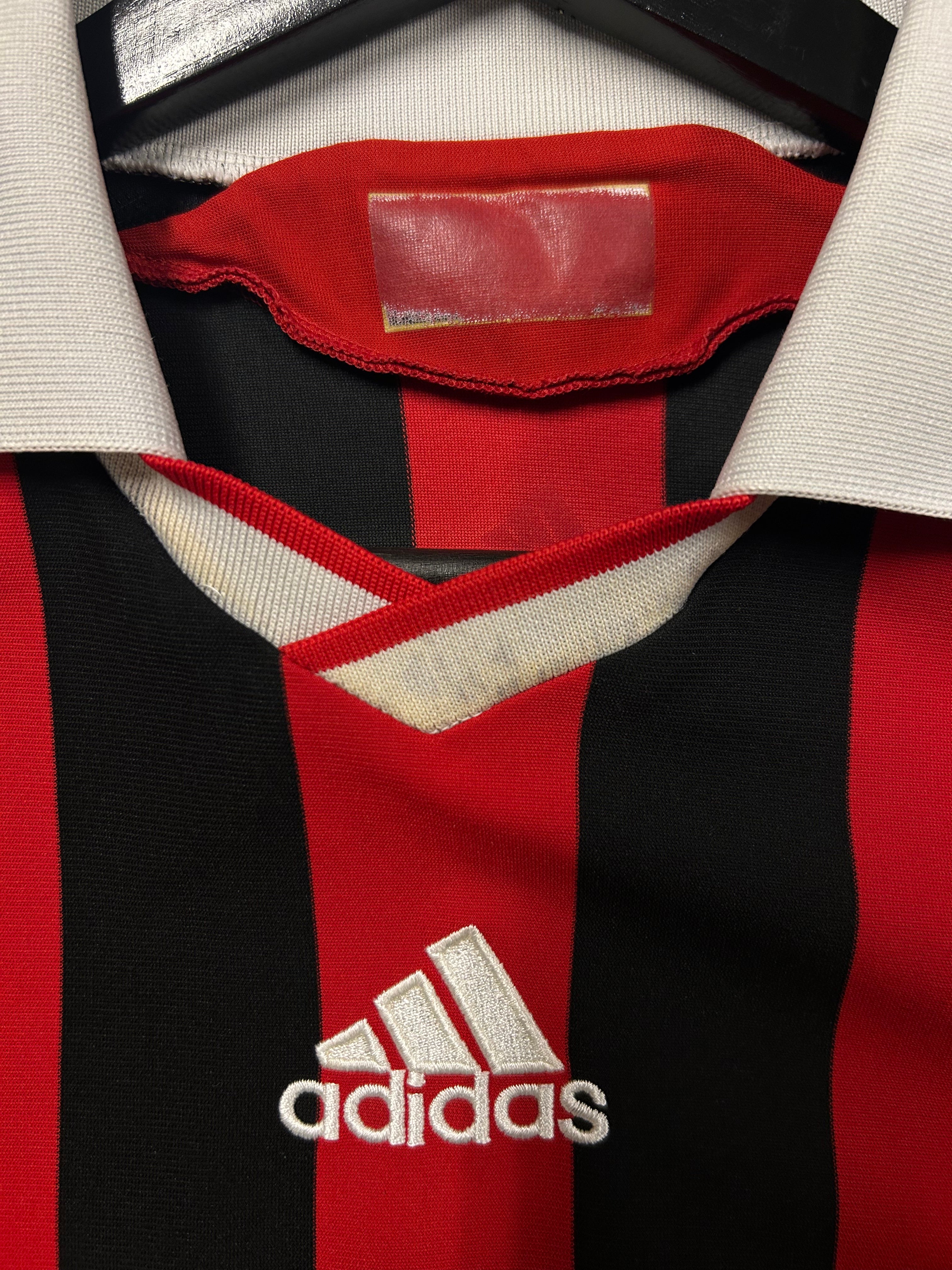 Adidas - AC Milan 2009/10 Home Football Shirt 'RONALDINHO'