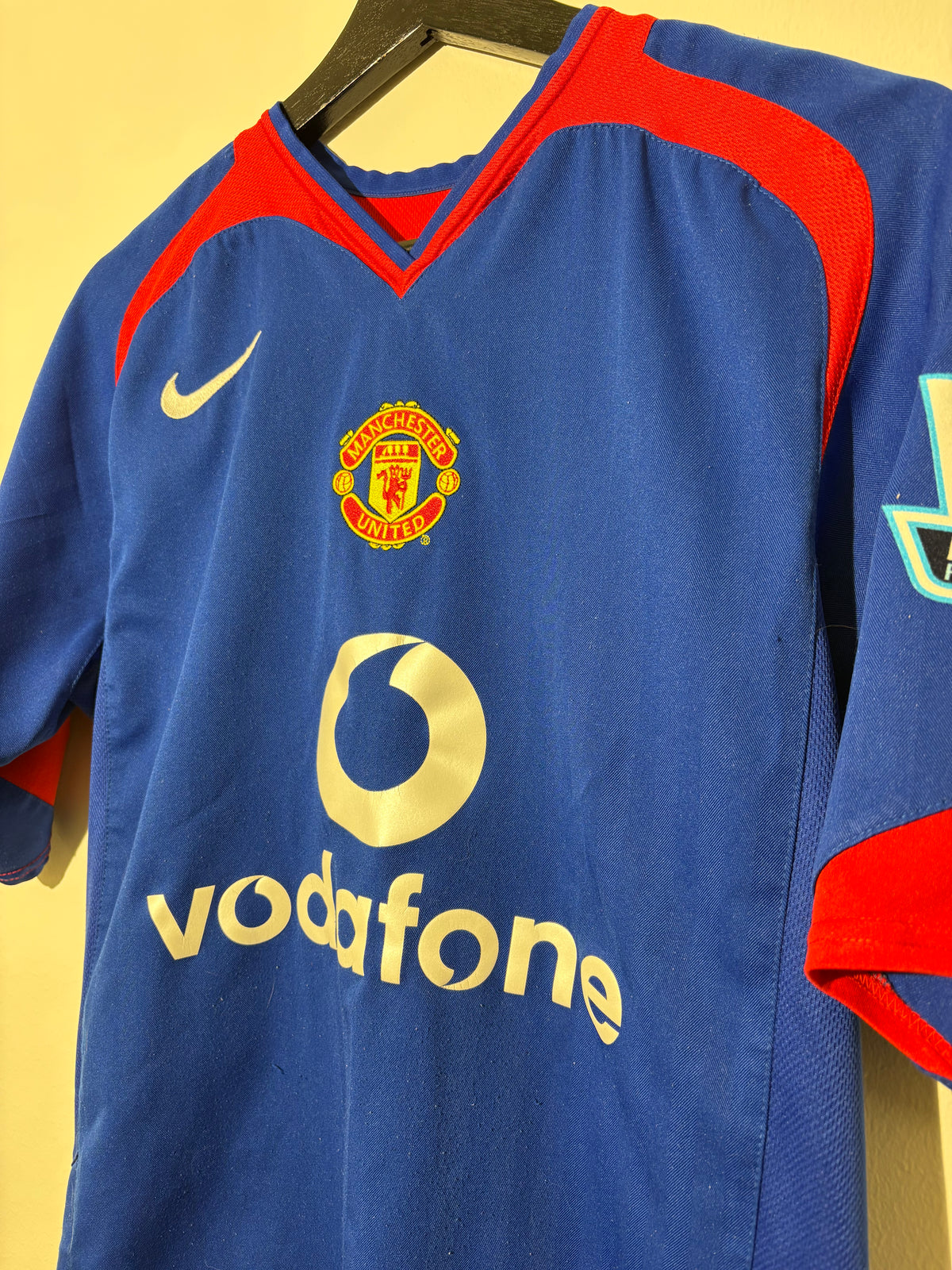 Nike - Manchester United 2005/06 Away Football Shirt 'RONALDO'