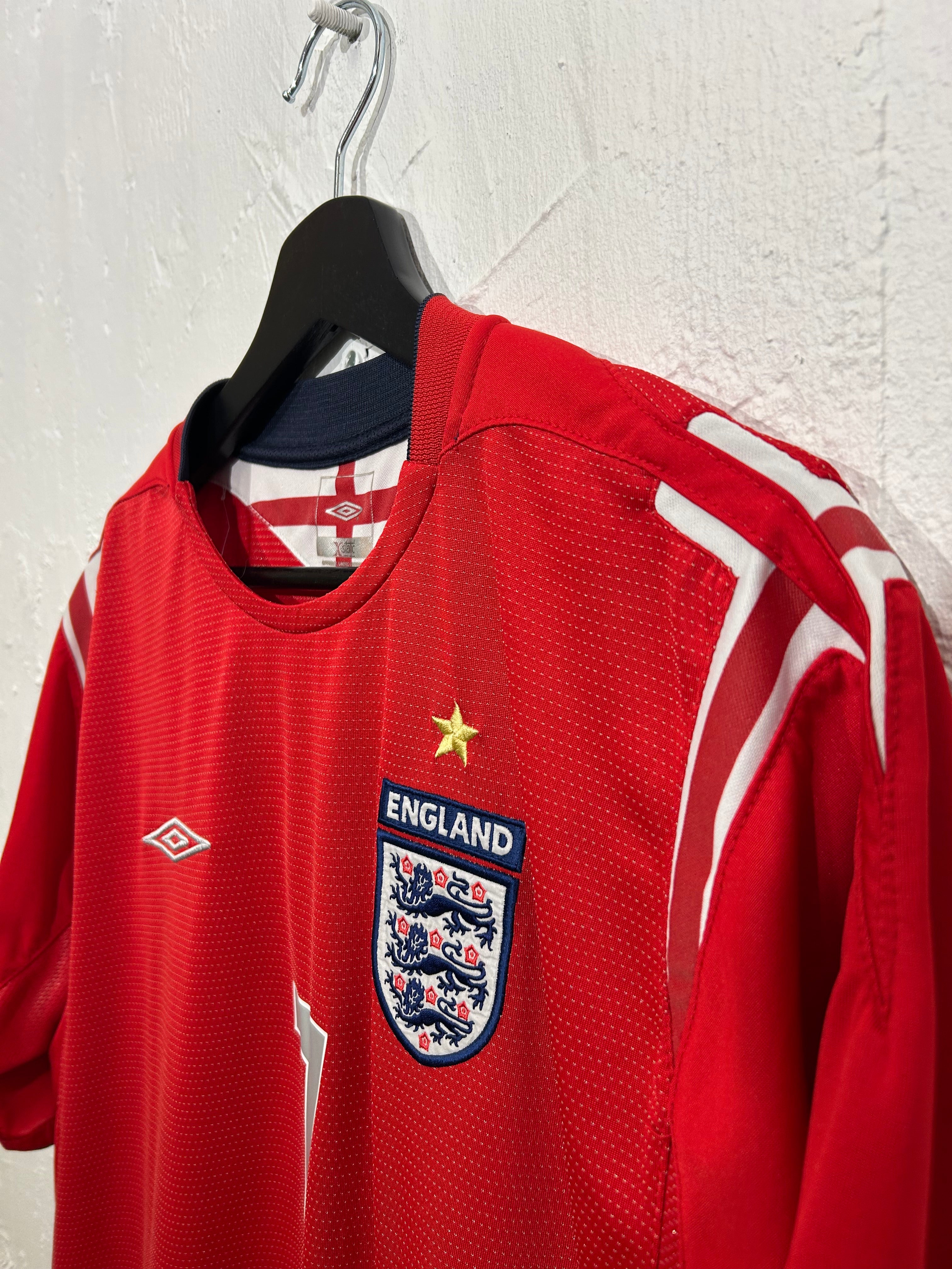 Umbro - England 2004 Away Football Shirt 'BECKHAM'