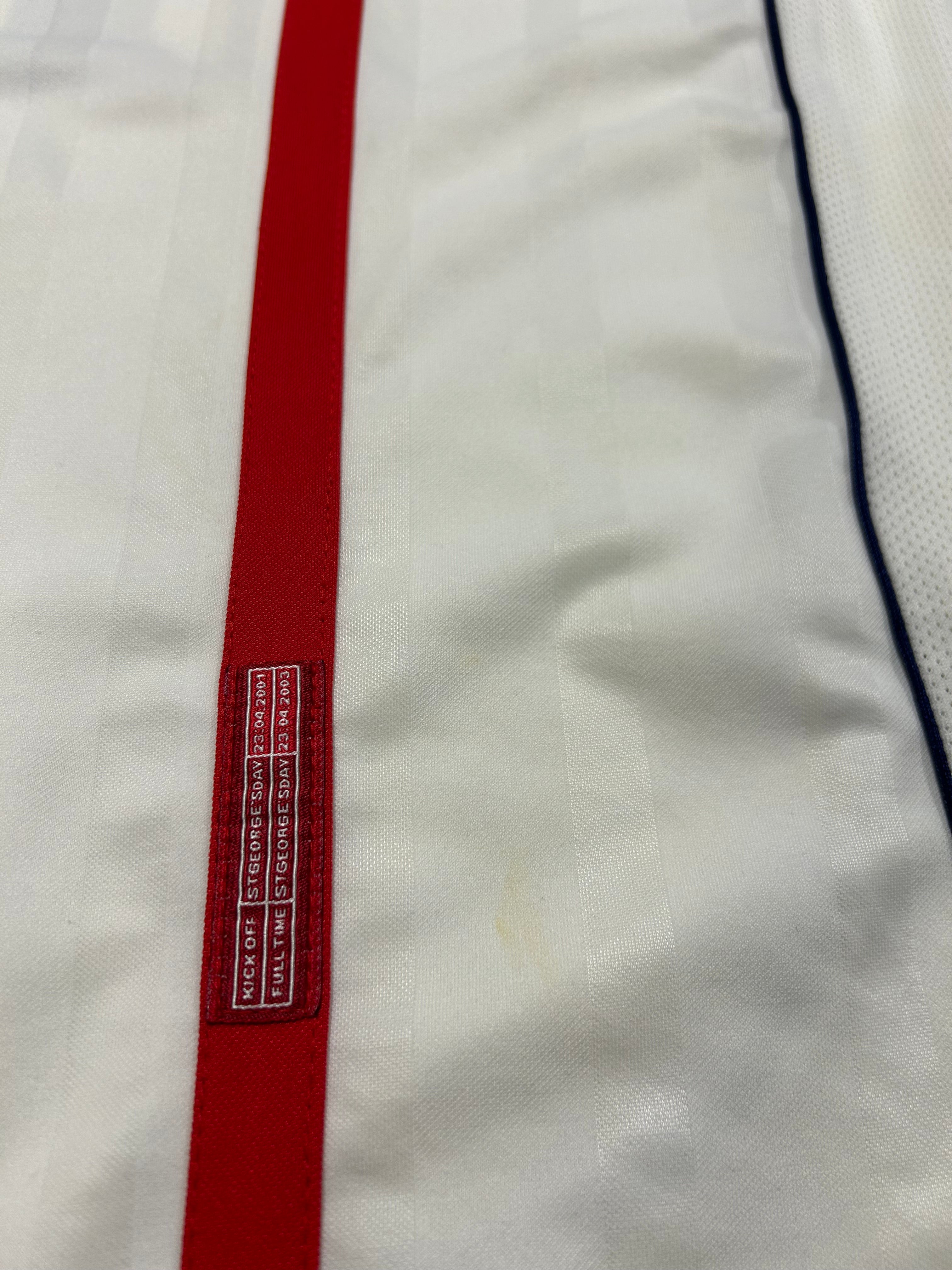 Umbro - England 2002 Home Football Shirt 'OWEN'