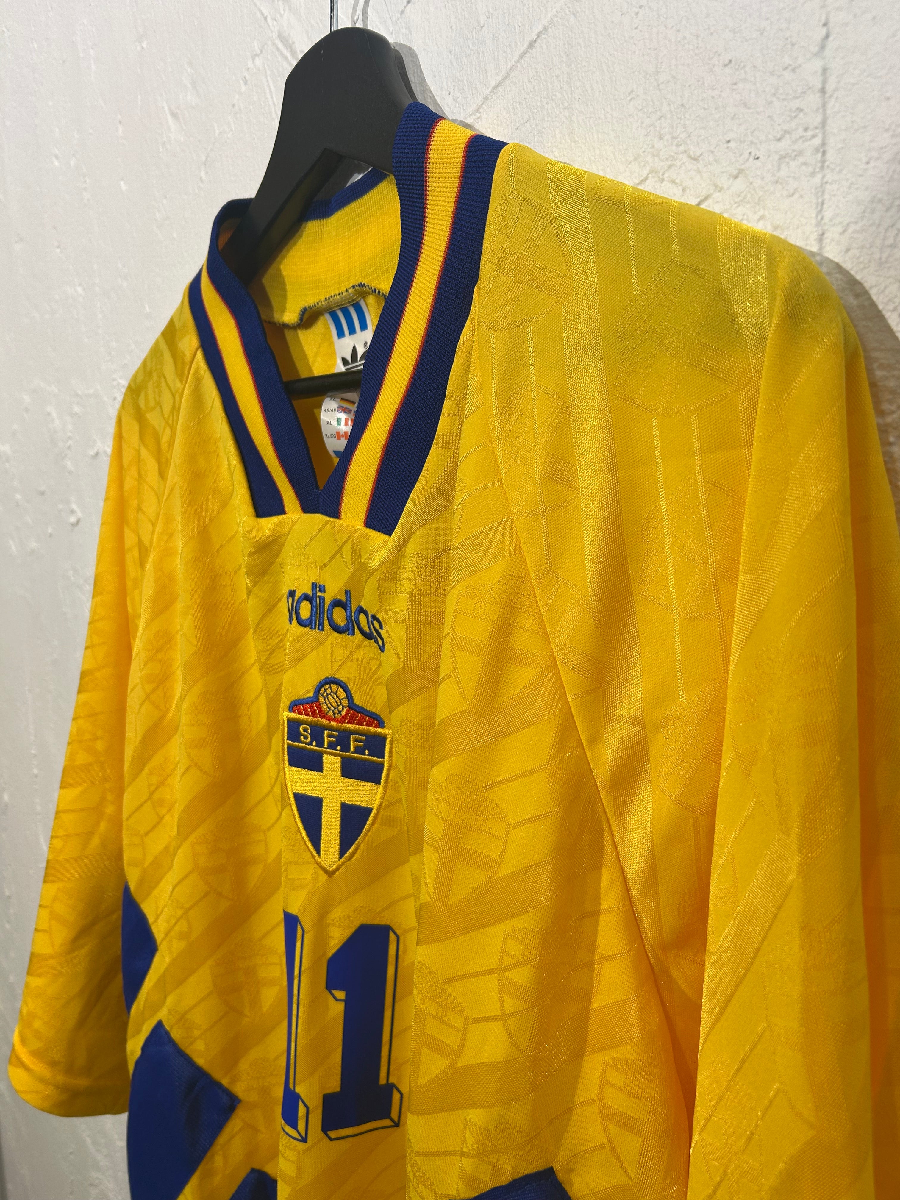 Adidas - Sverige 1994 Hjemmebanetrøje 'NAME'