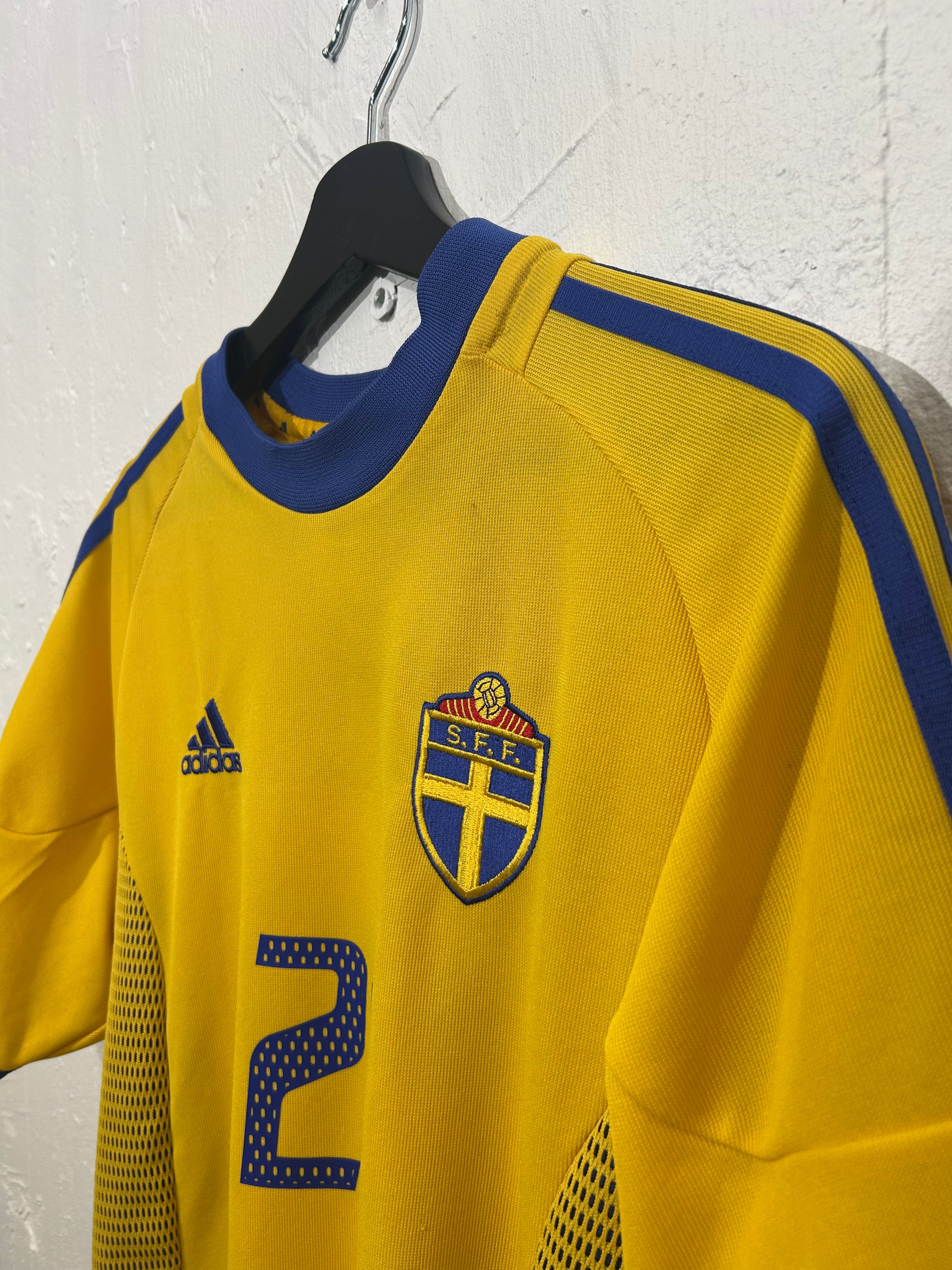 Adidas - Sweden 2002 Home Football Shirt 'IBRAHIMOVIC'