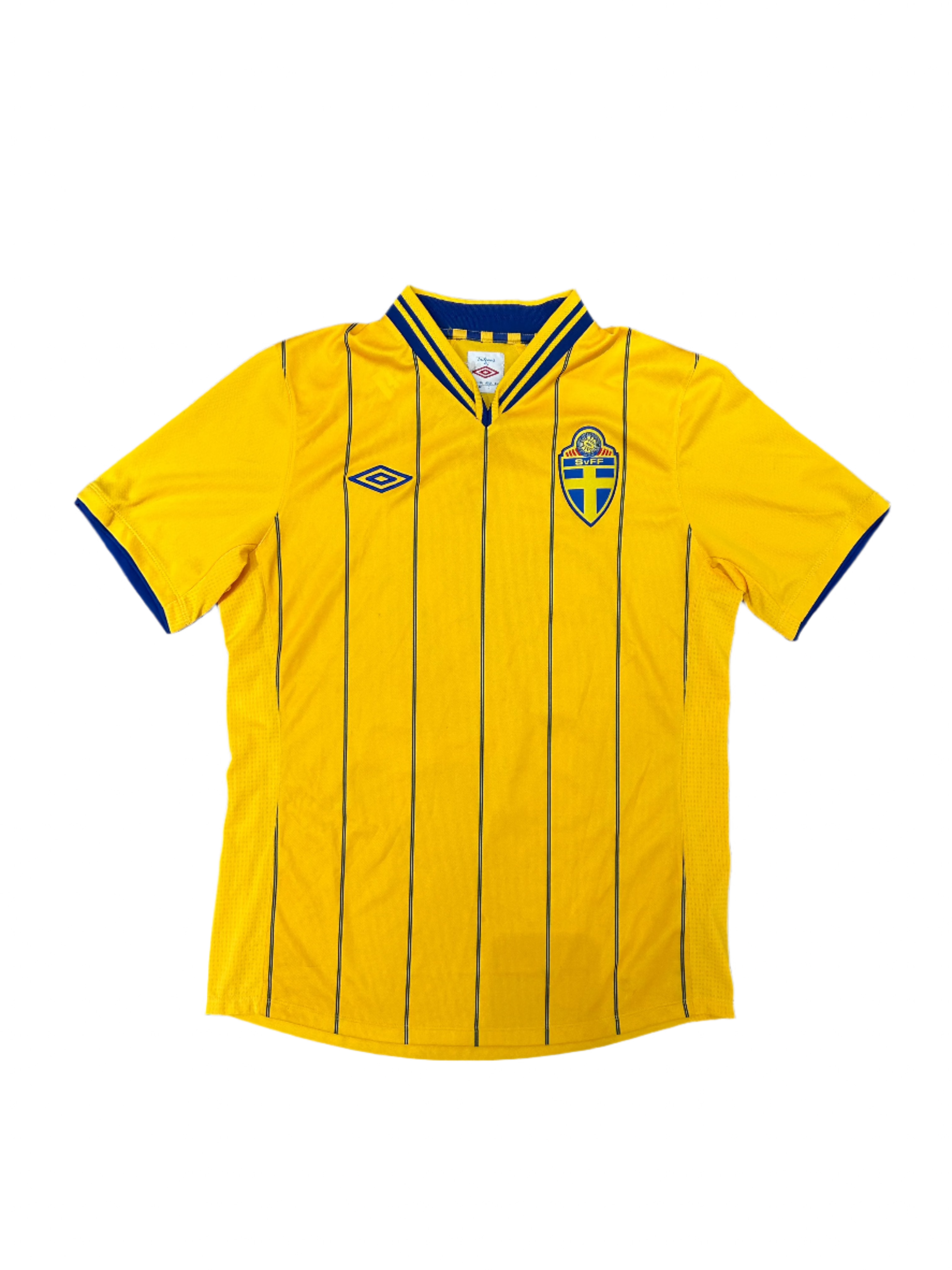 Umbro - Sweden 2012 Home Football Shirt 'HYSÉN'