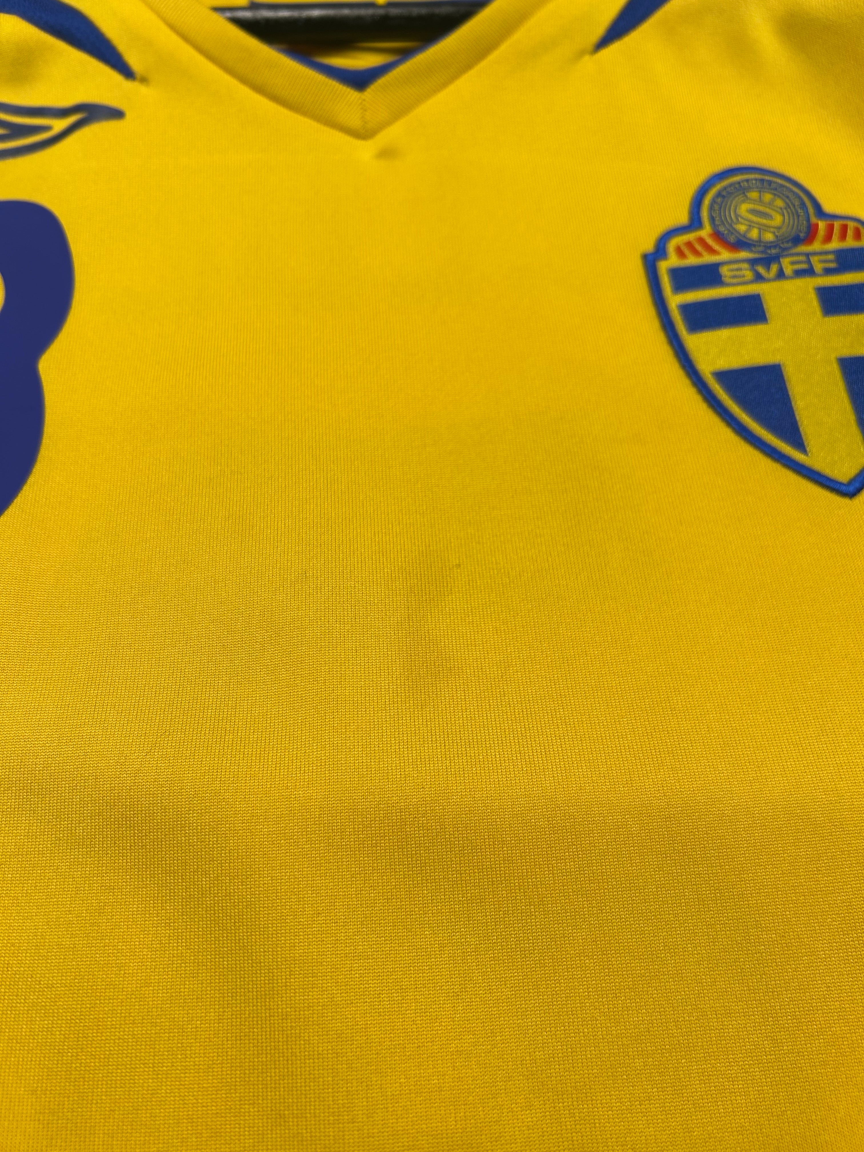 Umbro - Sverige 2008 Hjemmebanetrøje 'NAME'