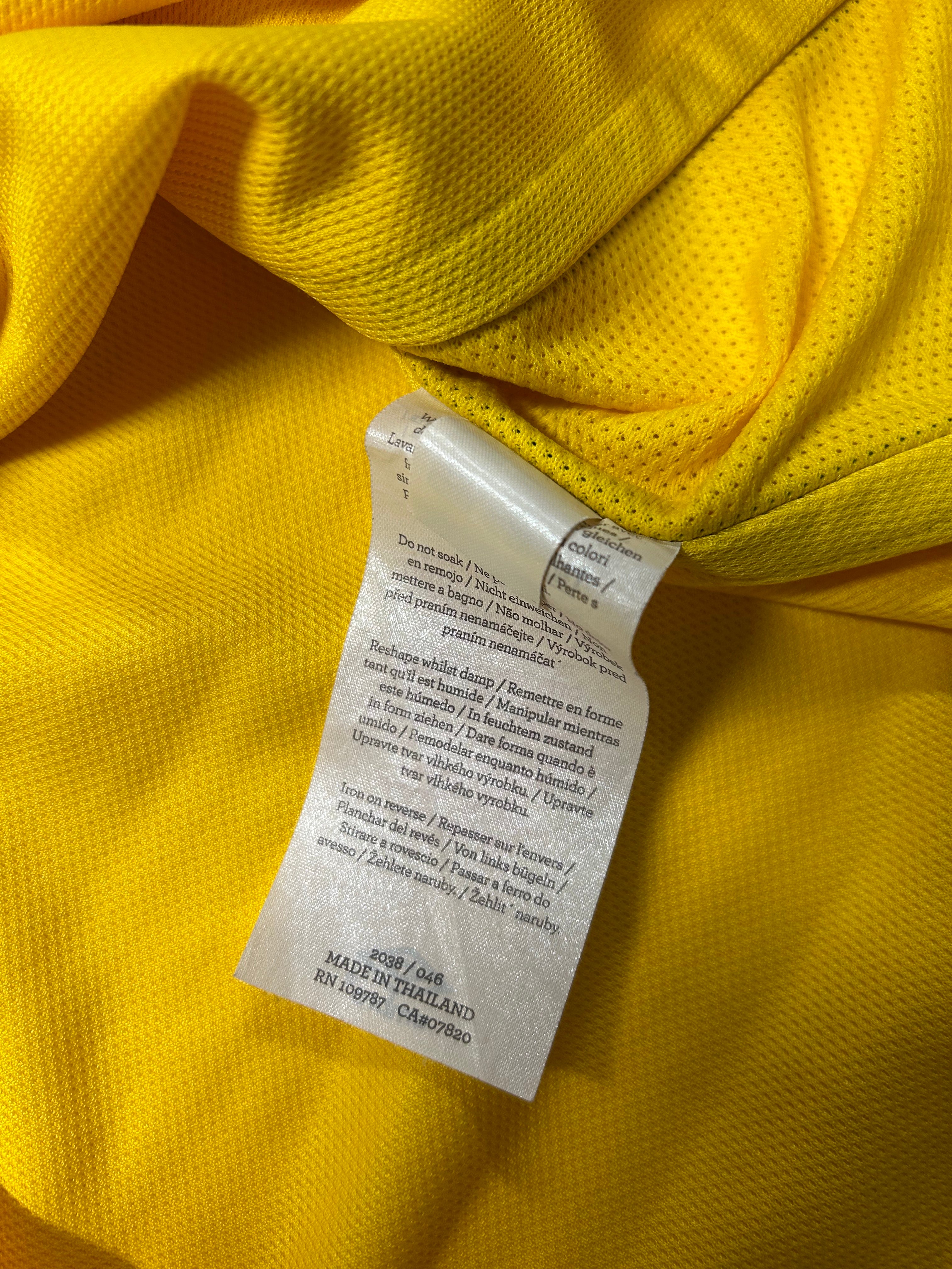 Umbro - Sweden 2010 Home Football Shirt 'IBRAHIMOVIC'