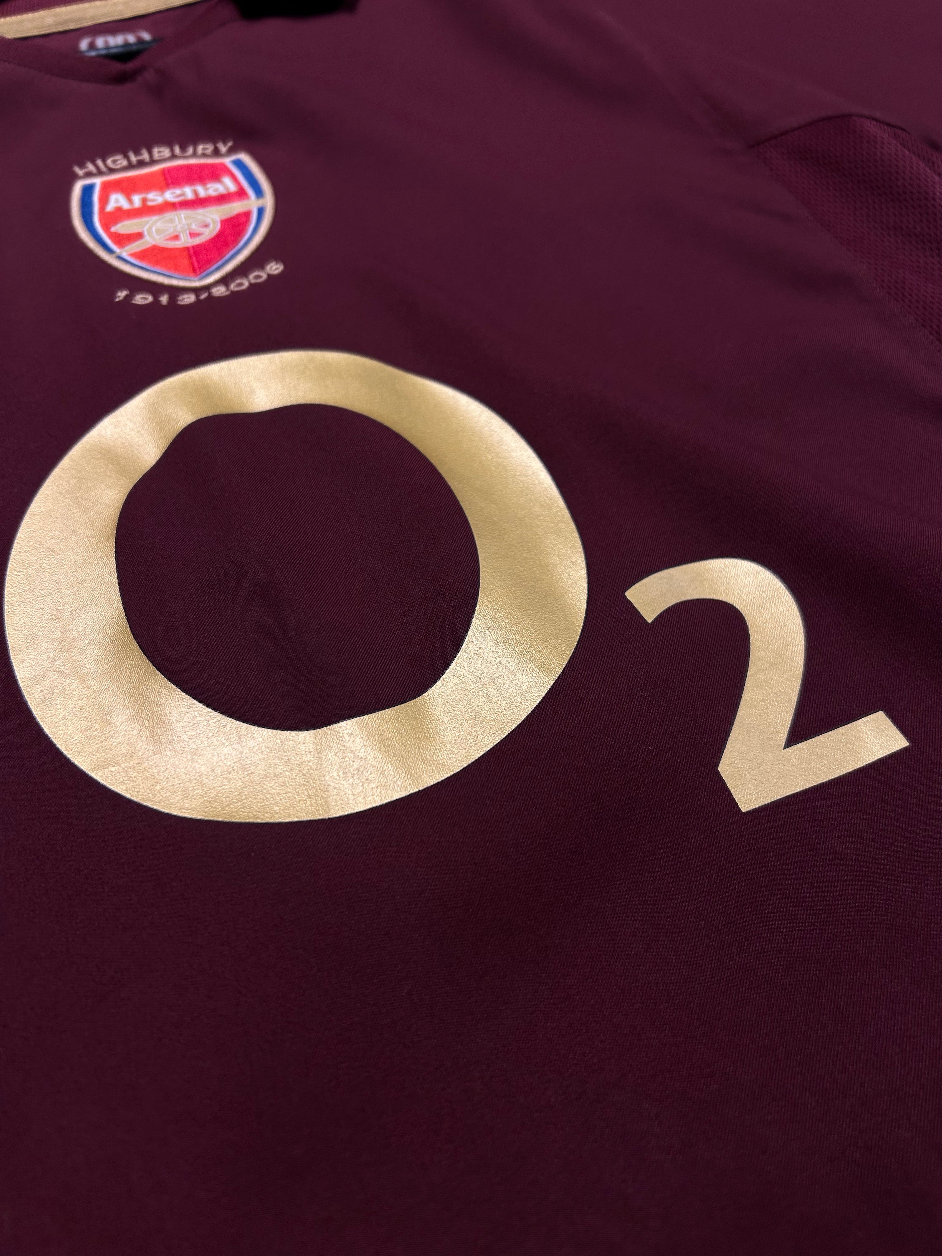 Nike - Arsenal FC 2005/06 Home Football Shirt 'HENRY'